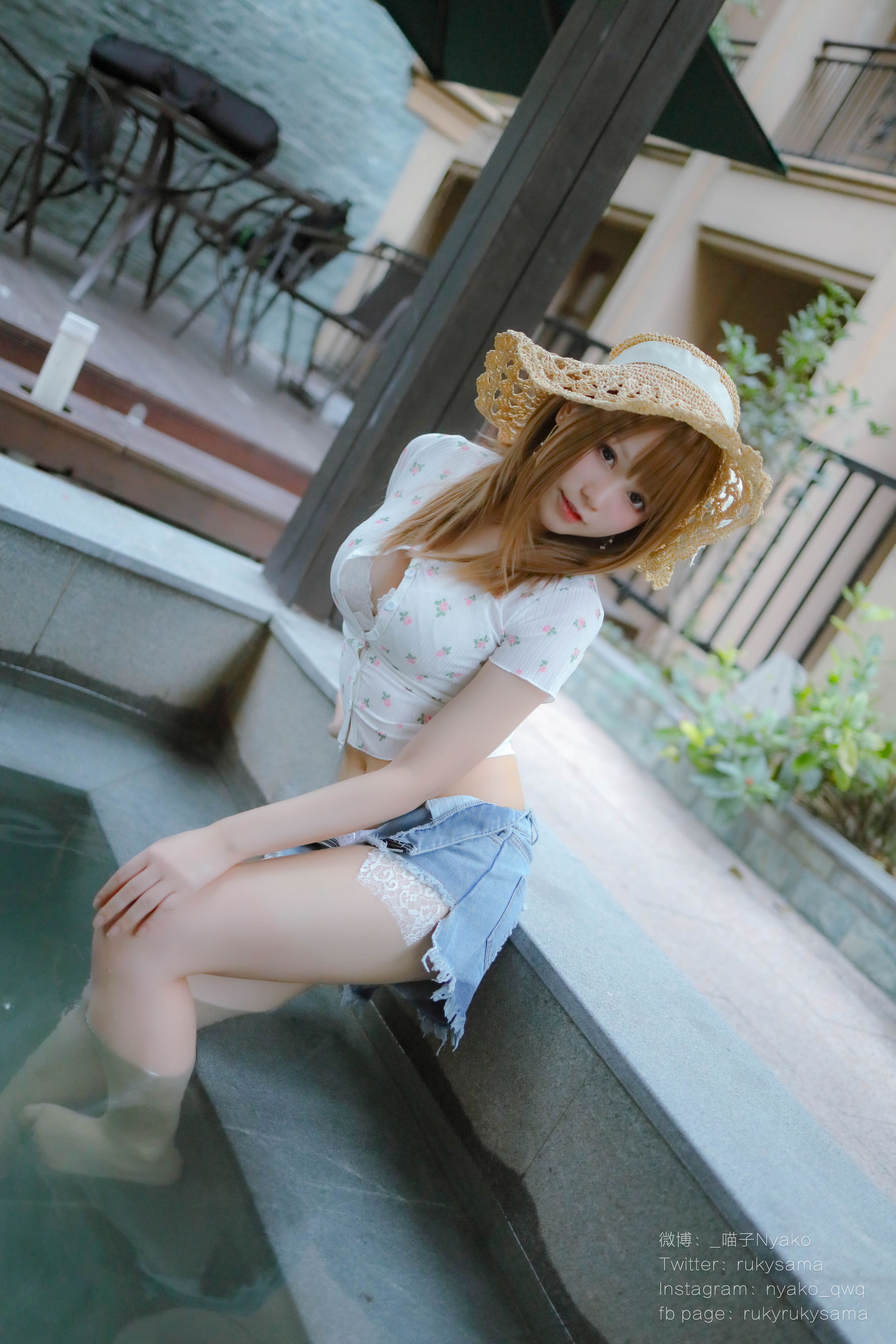 [网红COSER写真] 萌妹子Nyako喵子 - 温泉旅行第13张