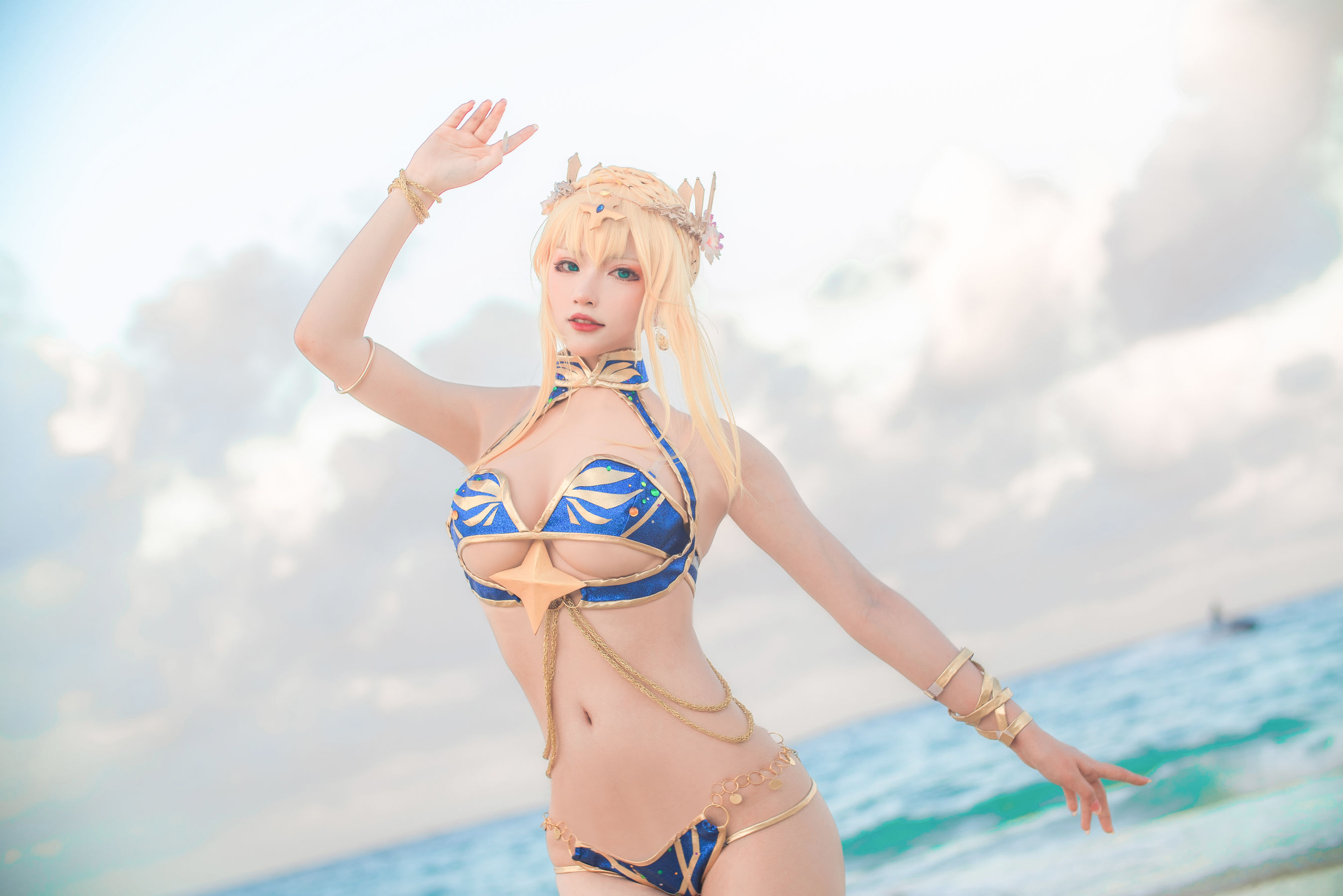 [网红COSER写真] 起司块wii写真 - 白枪泳装第4张