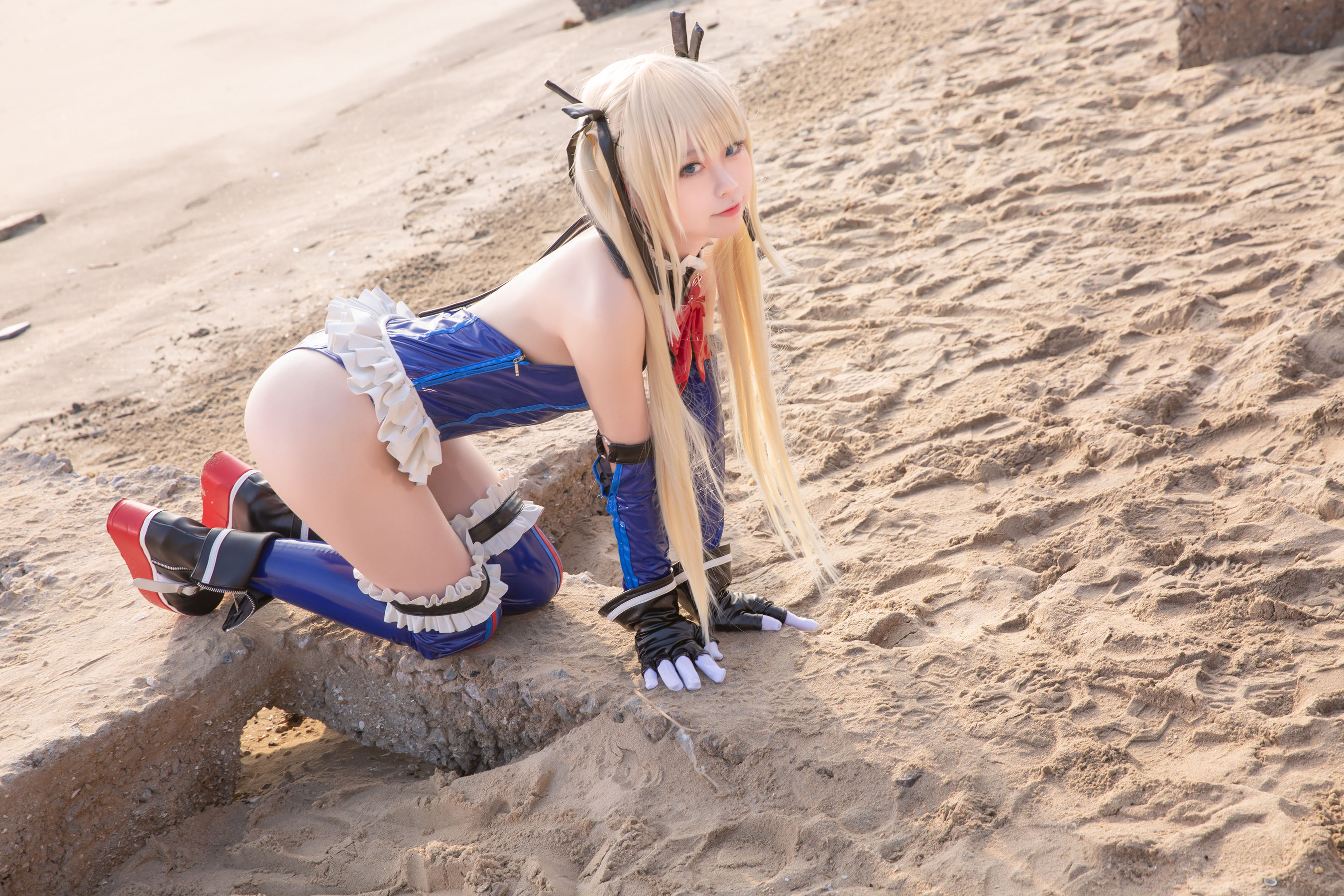 [网红COSER写真] 动漫博主G44不会受伤 - 玛丽连体衣第7张