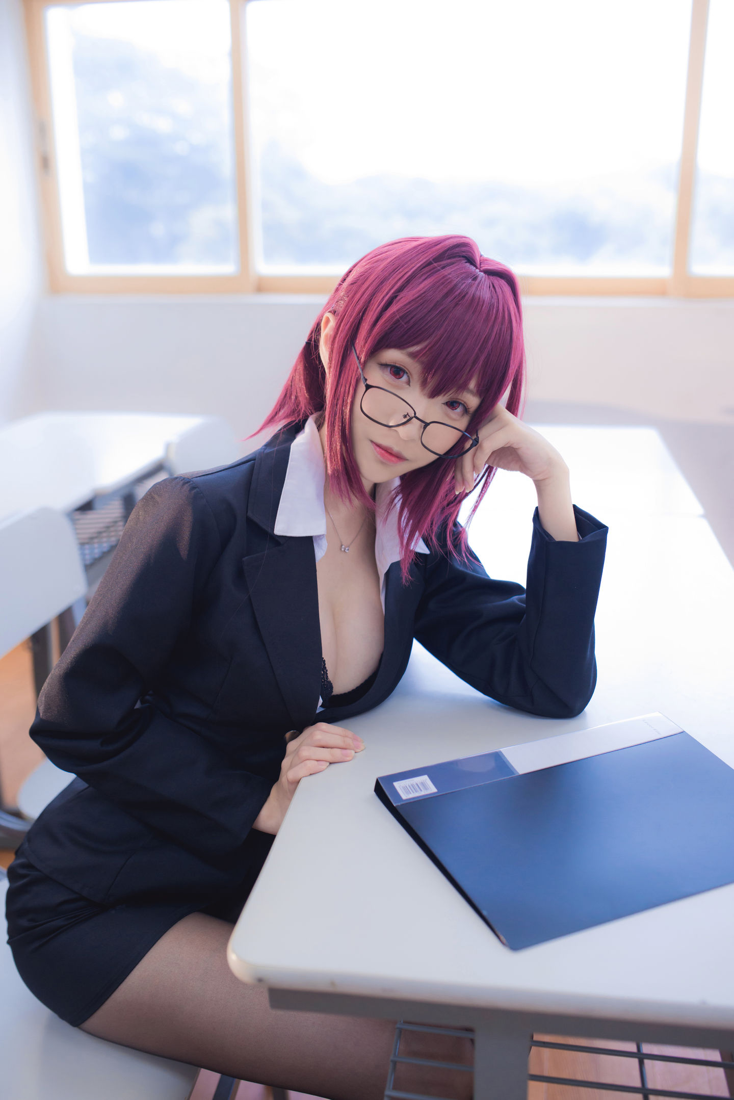 [COS福利] 长腿Coser青青子Js - 斯卡哈 教师第3张