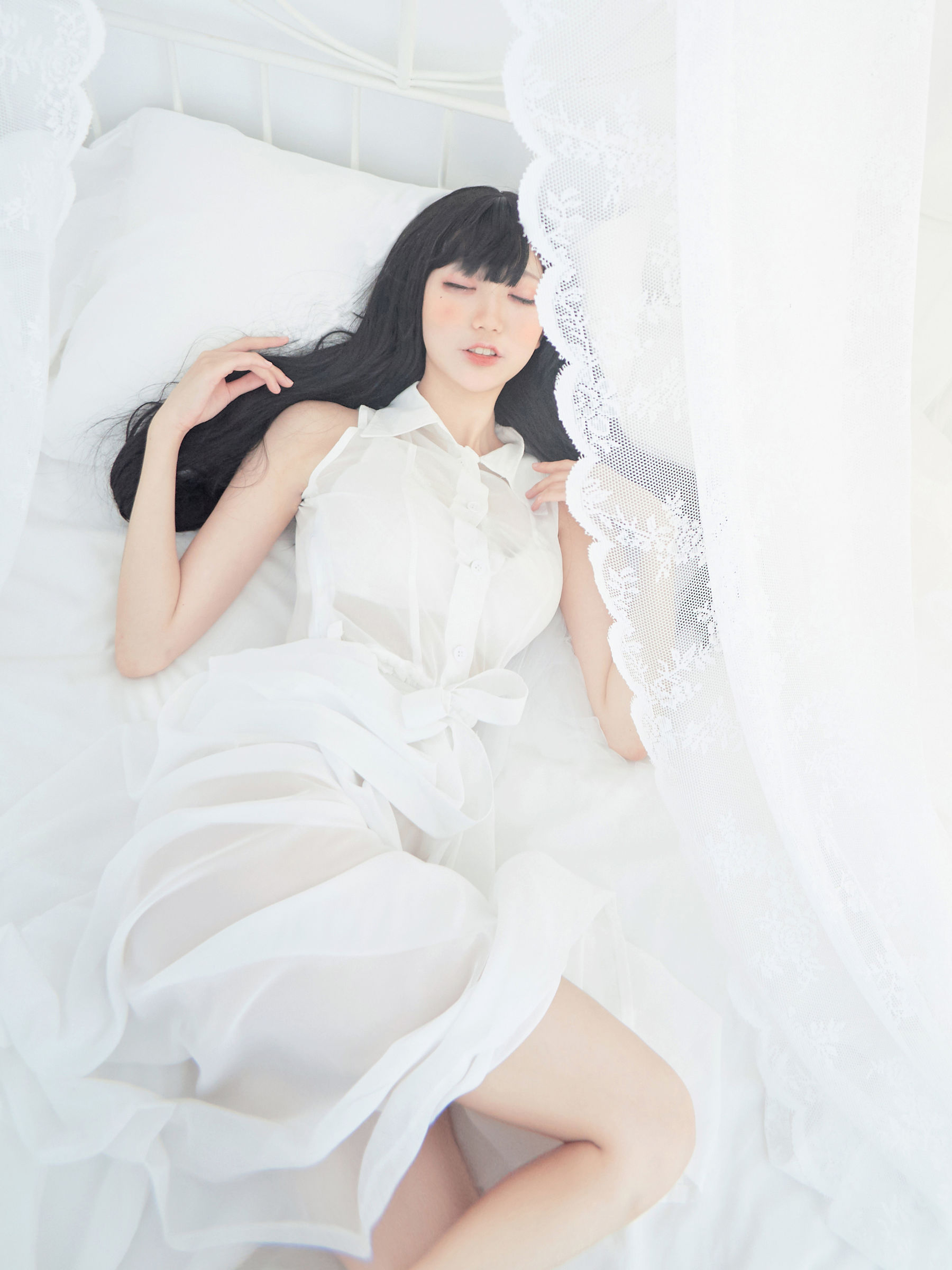 [COS福利] 周叽是可爱兔兔 - 恶魔姐姐第1张