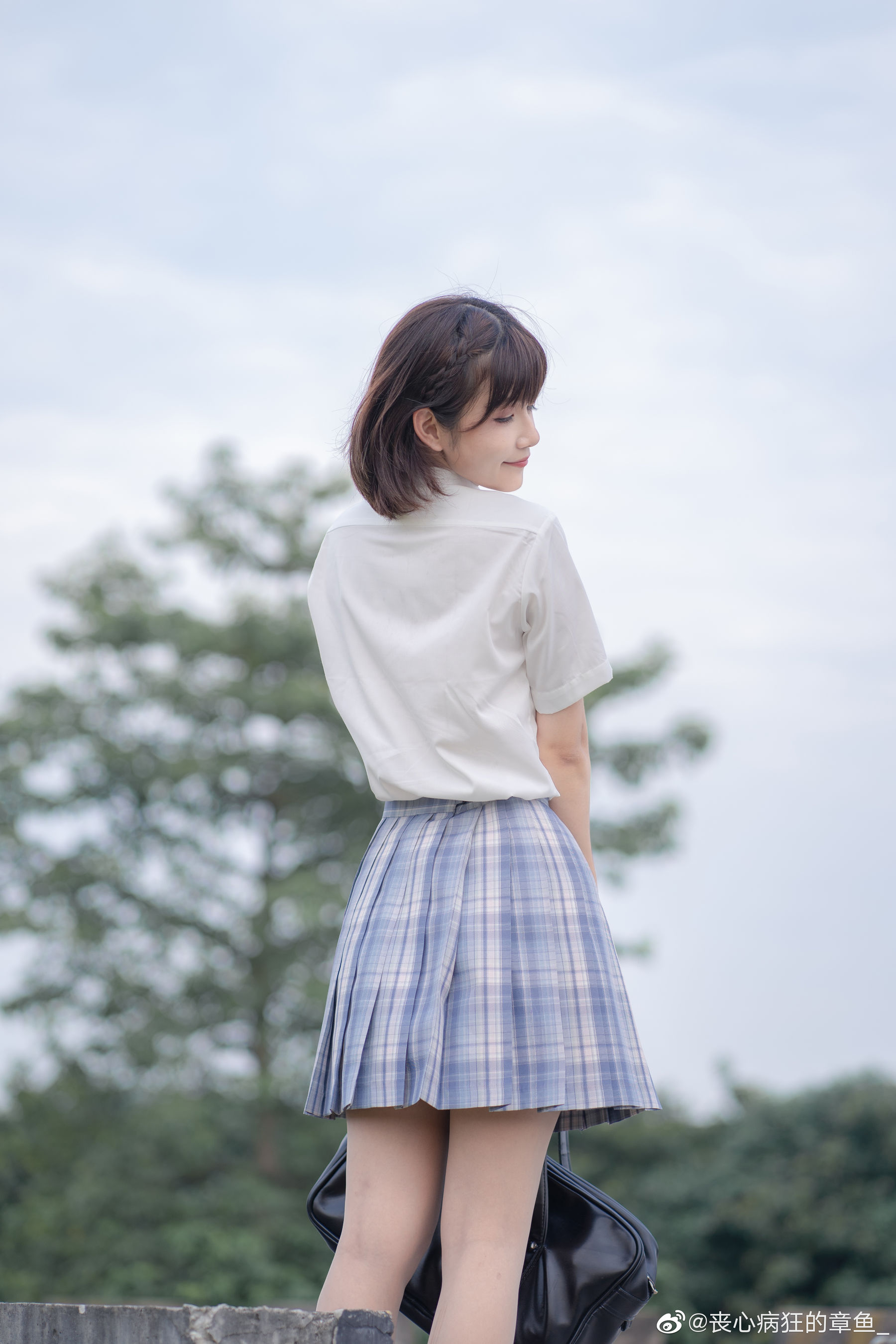 [COS福利] 动漫博主阿了个fifi - JK日常第6张