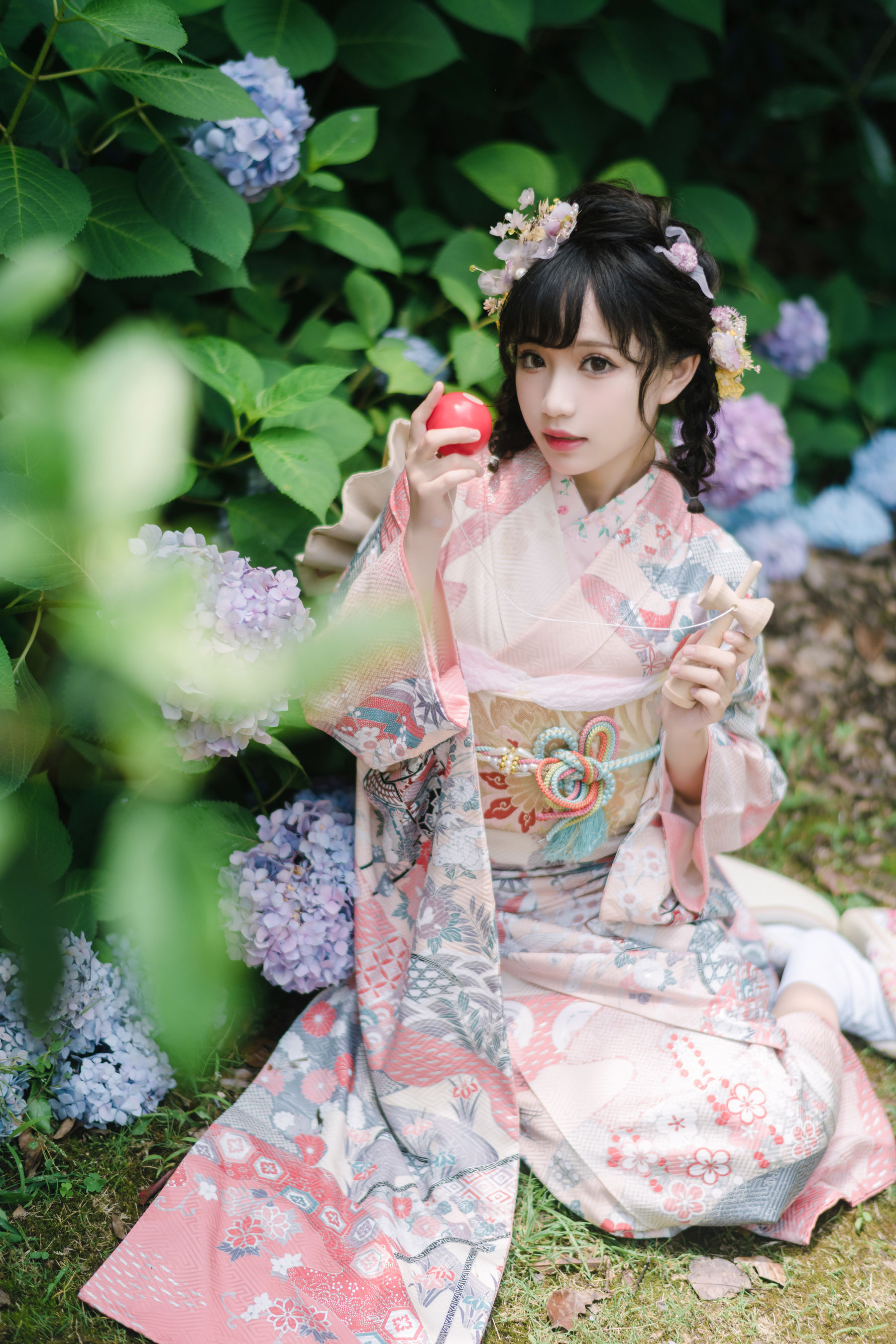 [福利COS] 花柒Hana - 绣球花和服第1张