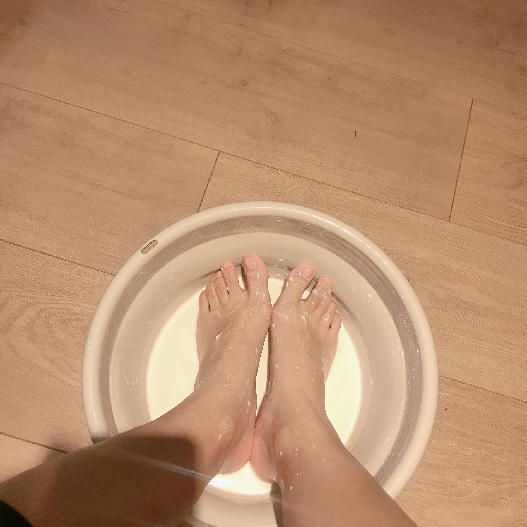 [福利COS] 安乔乔儿(Nia乔乔) No.001 牛奶洗脚第21张