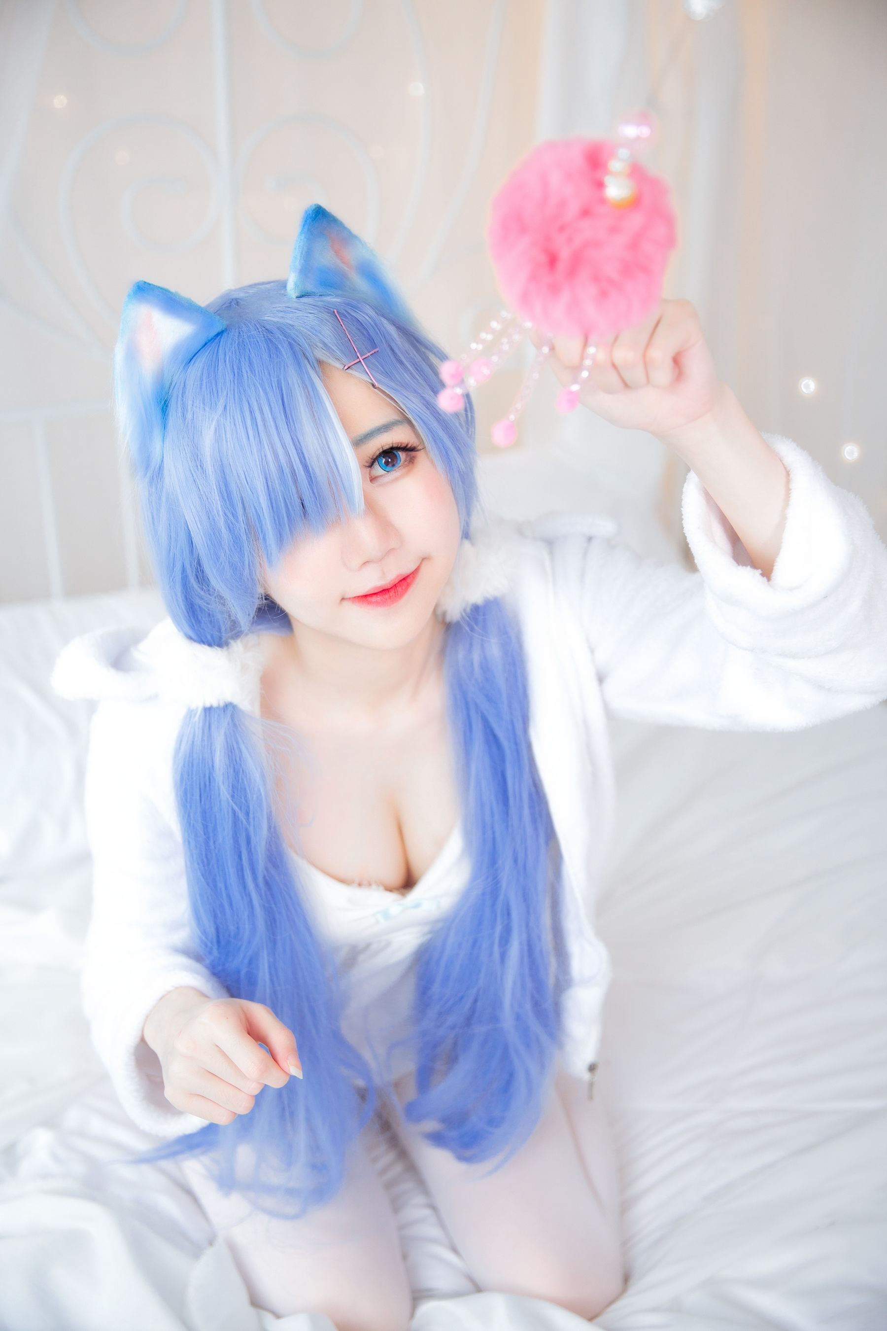 [网红COS] Sally Dorasnow - Rem White Kitty第15张