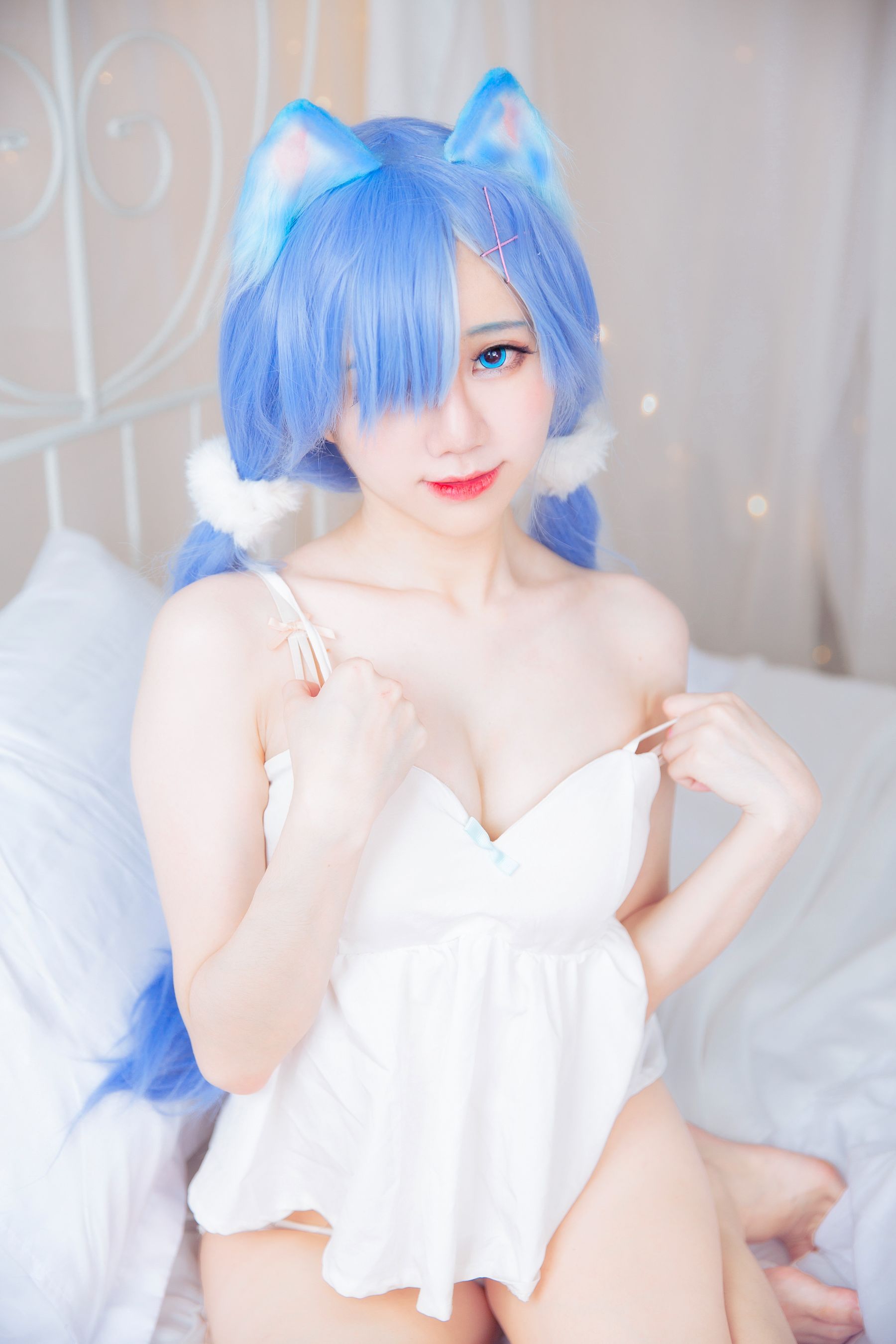 [网红COS] Sally Dorasnow - Rem White Kitty第10张