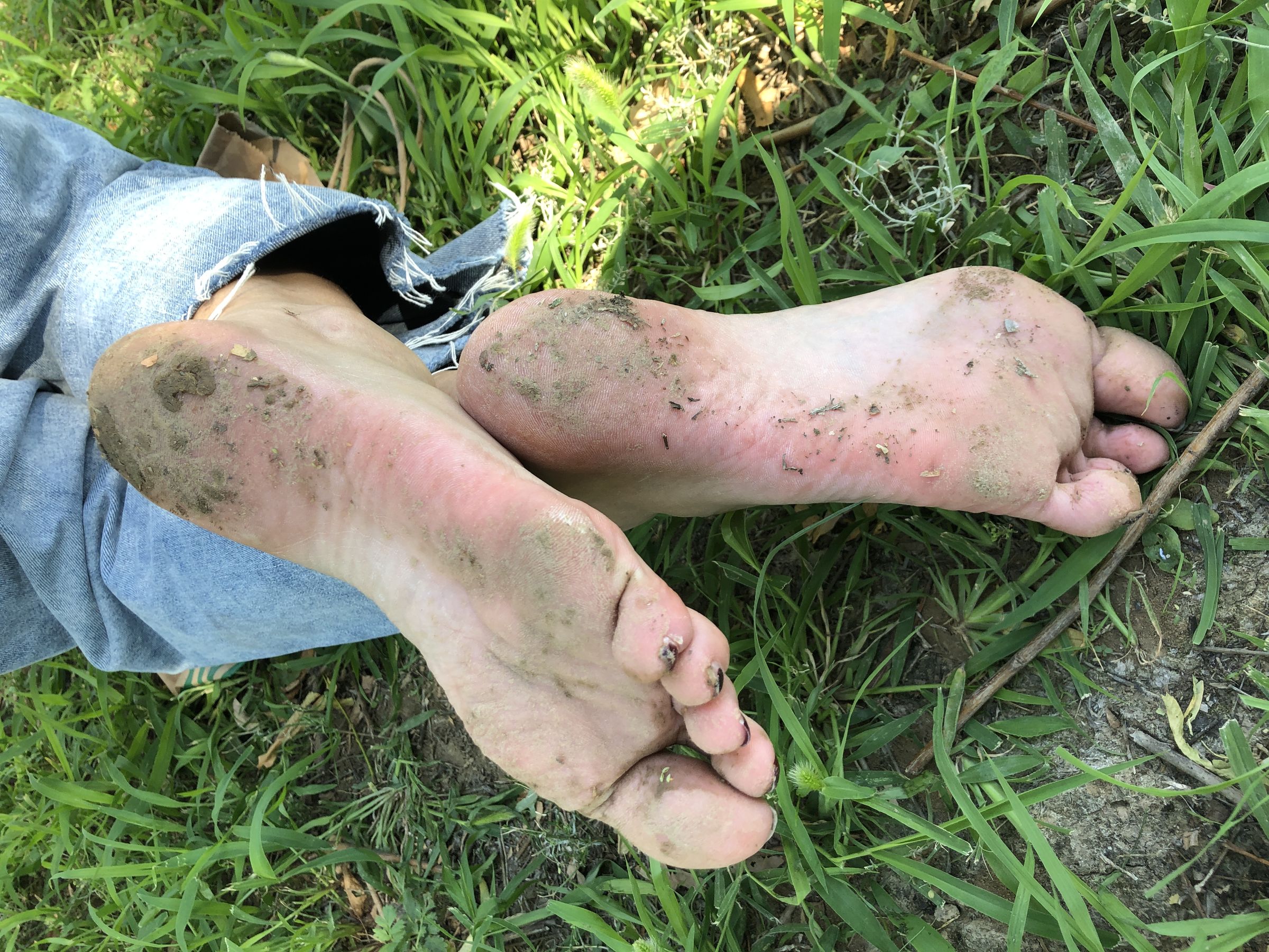 [福利COS] 安乔乔儿(Nia乔乔) No.007 乔乔脏脚底第10张