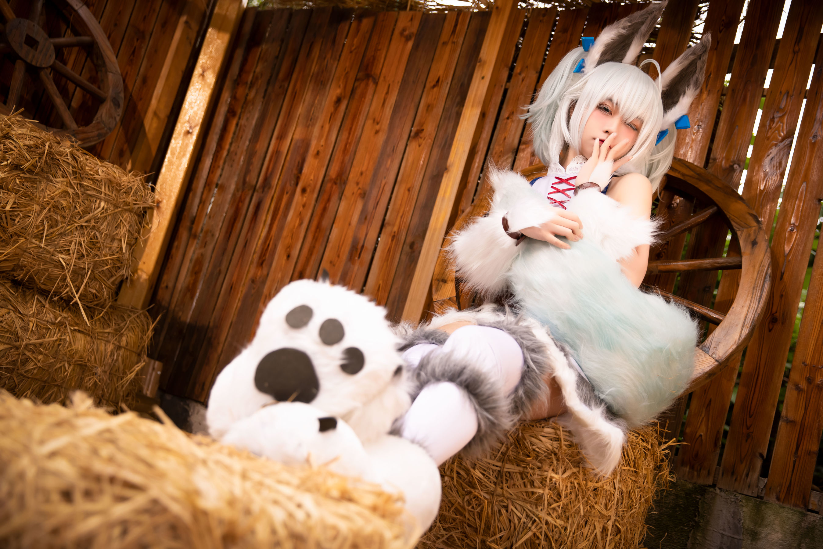 [福利COS] 动漫博主G44不会受伤 - 地牢刹那常服第1张