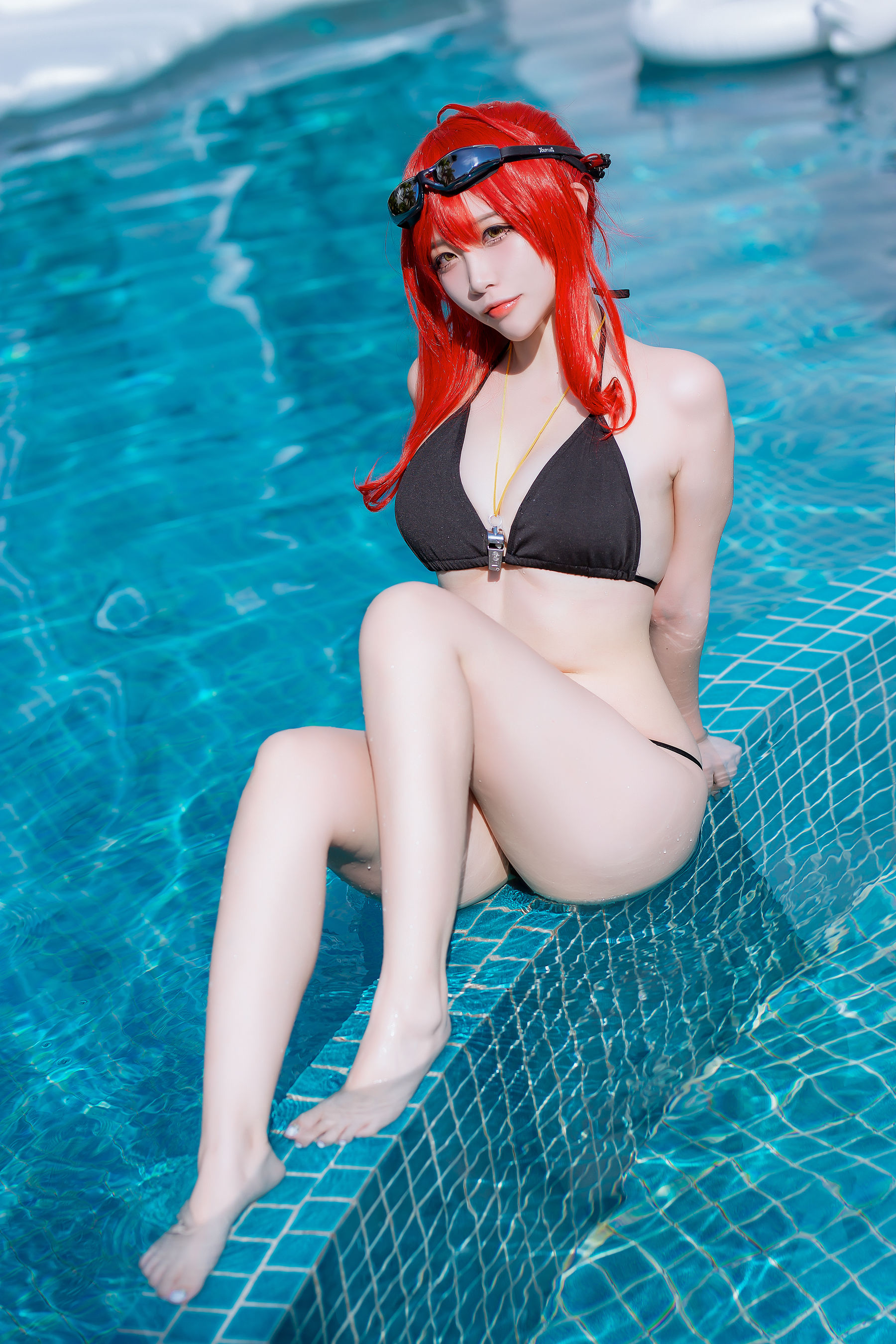 [福利COS] 人气Coser二佐Nisa - 碧蓝航线 扎拉泳装第3张