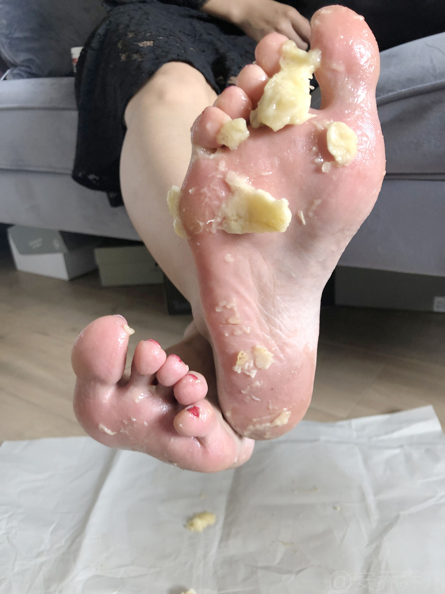 [福利COS] 安乔乔儿(Nia乔乔) No.009 踩香蕉第41张