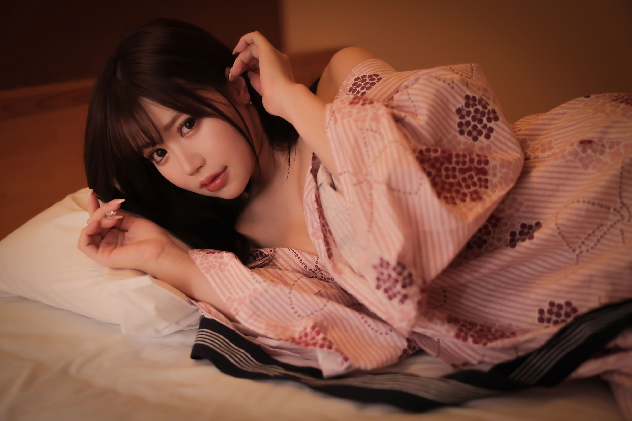 [福利COS] Mai Shirota 白田まい 白田まいと、貸切温泉と、濃厚接触第74张