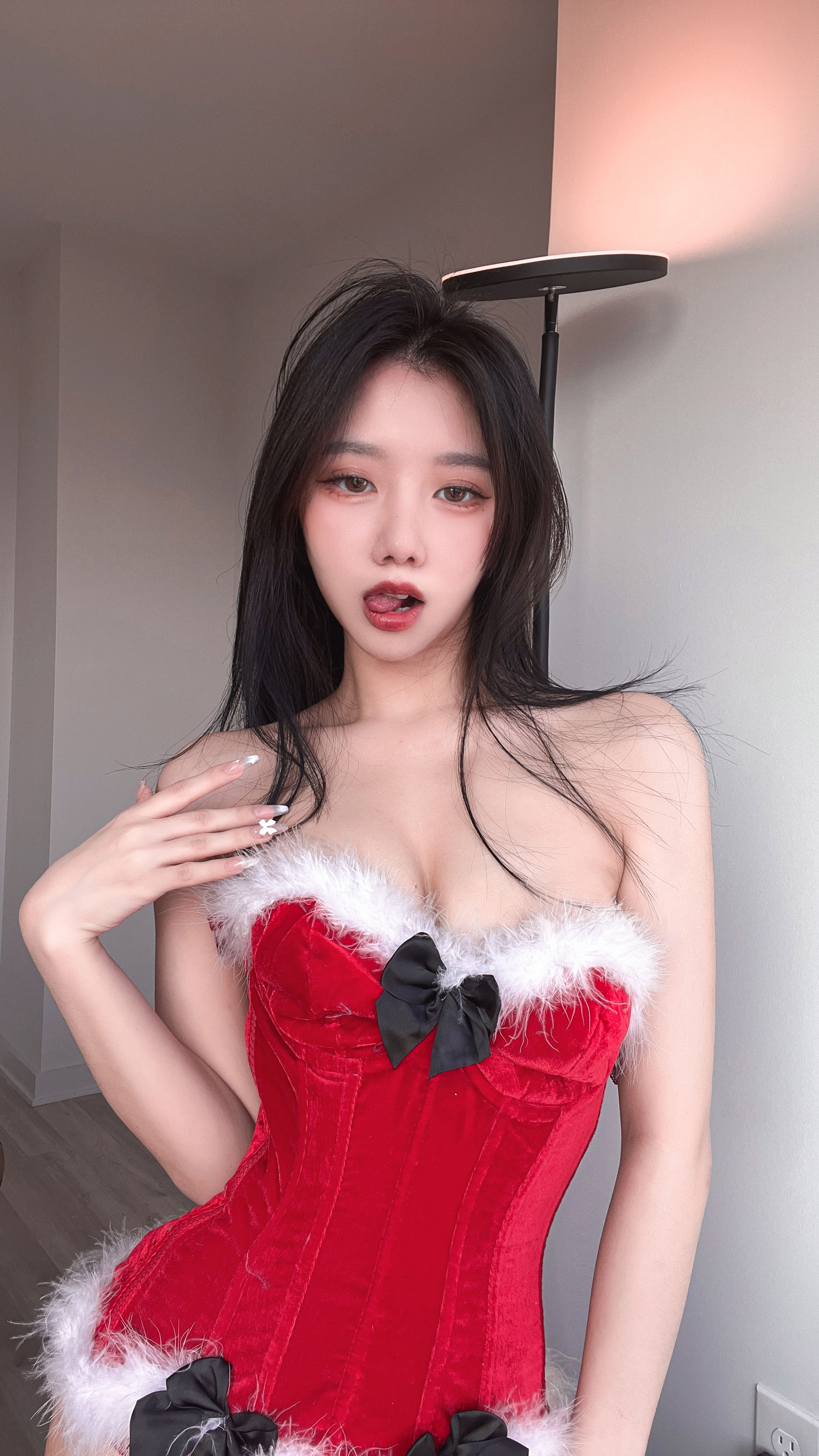 [福利COS] 动漫博主果咩酱w - 2021圣诞第16张