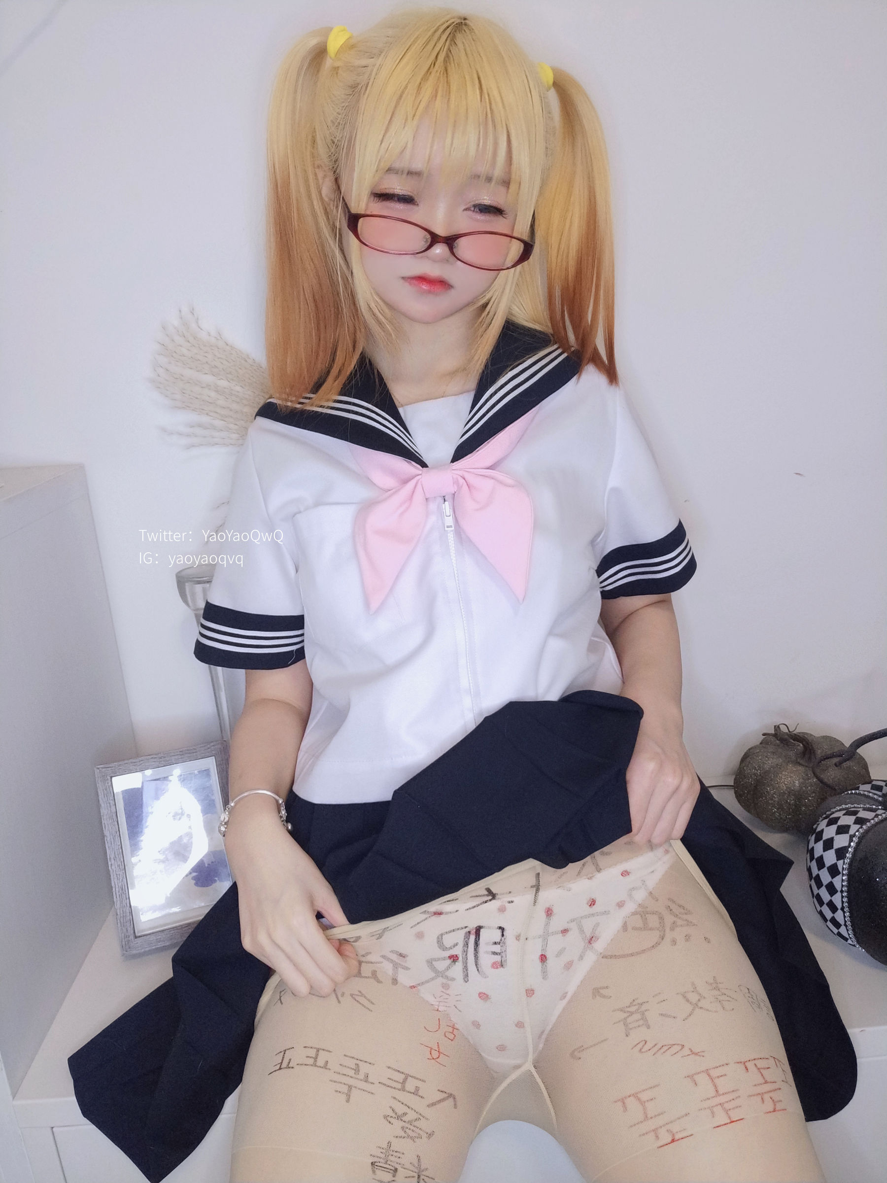 [福利COS] 萌妹子Coser摇摇乐yoyo fantia 22年1月会员合集 Jk系列第4张