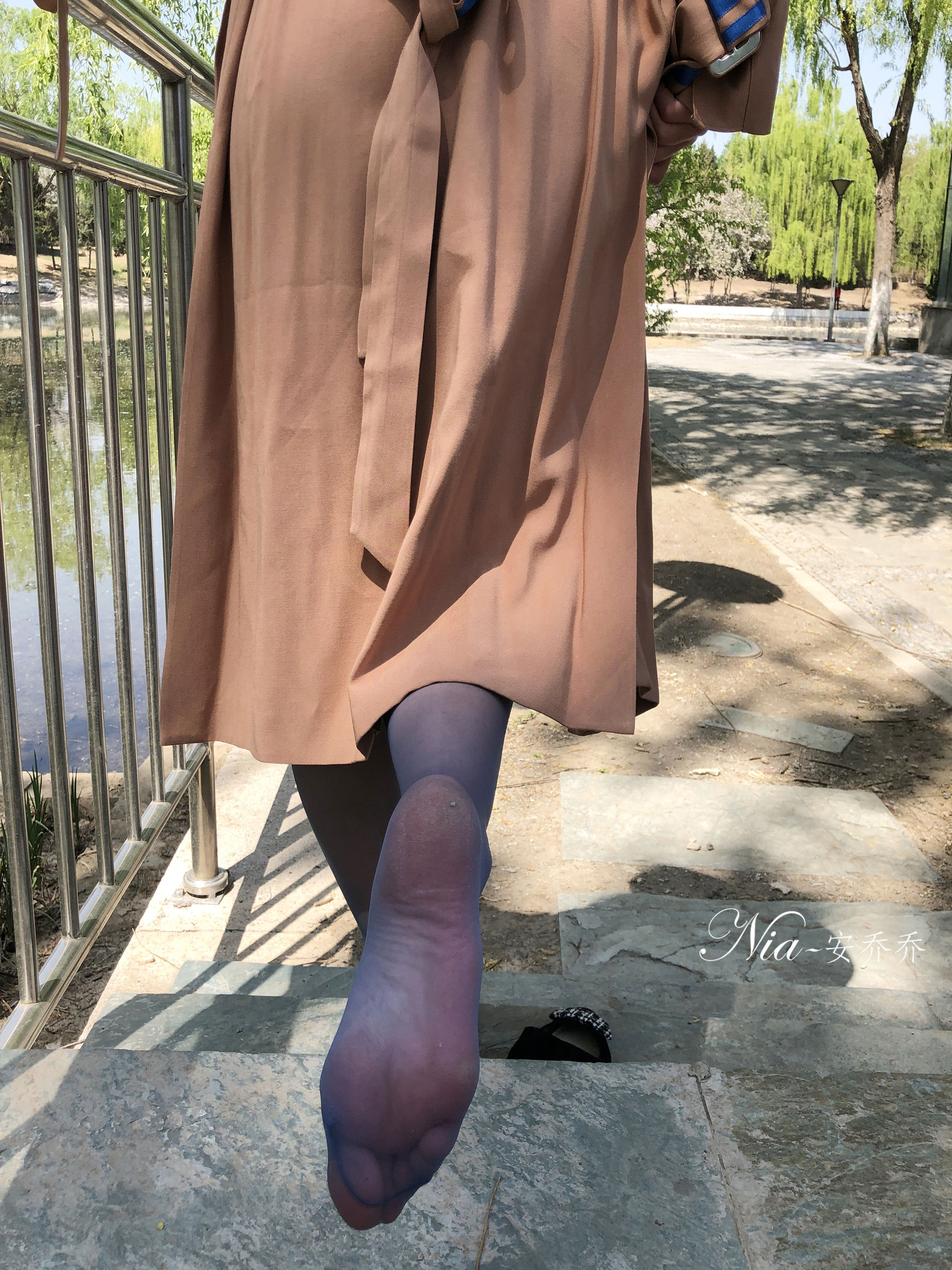 [福利COS] 安乔乔儿(Nia乔乔) No.021 不小心被发现了第1张