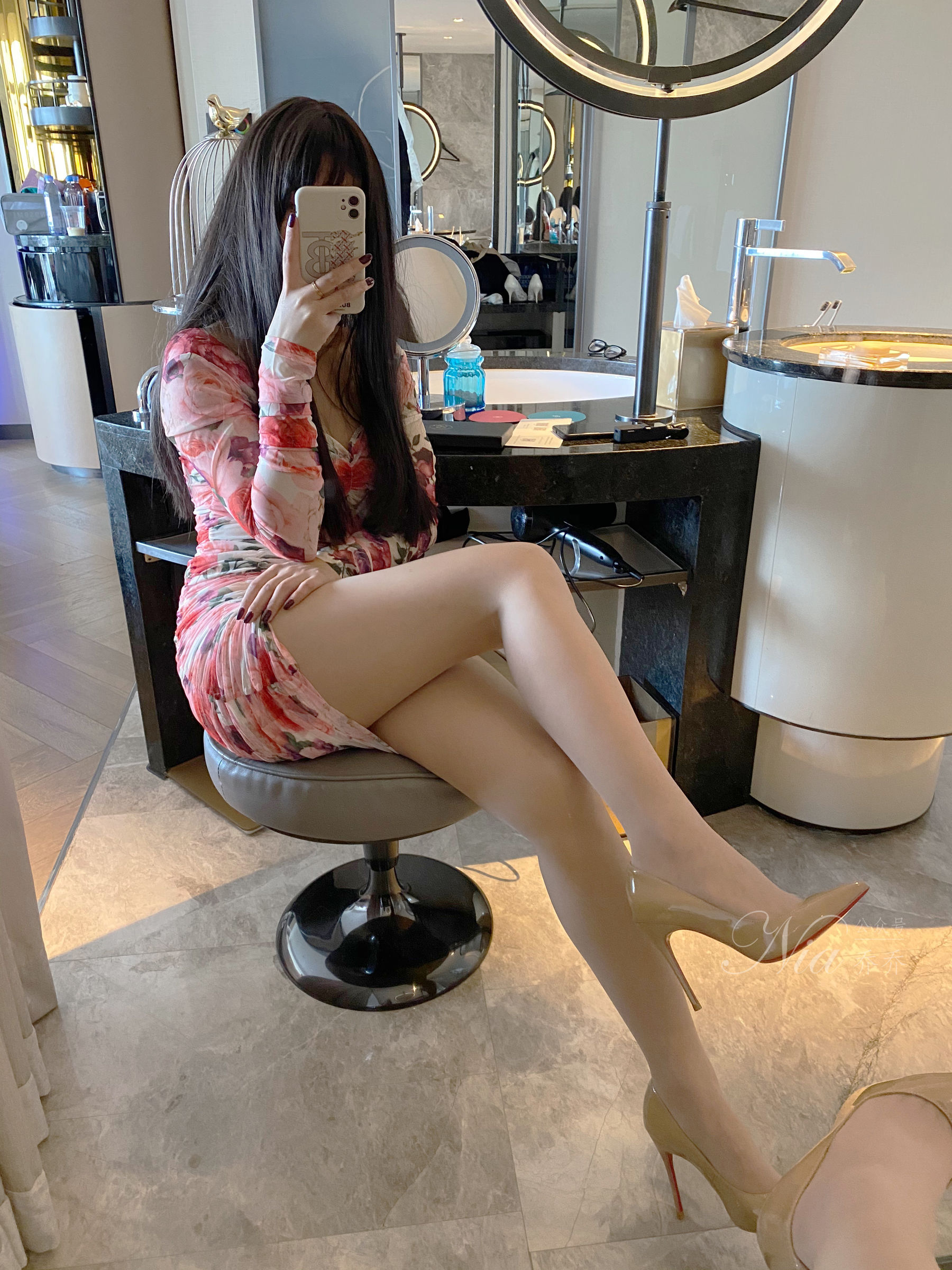 [福利COS] 安乔乔儿(Nia乔乔) No.030 温柔少妇风第3张