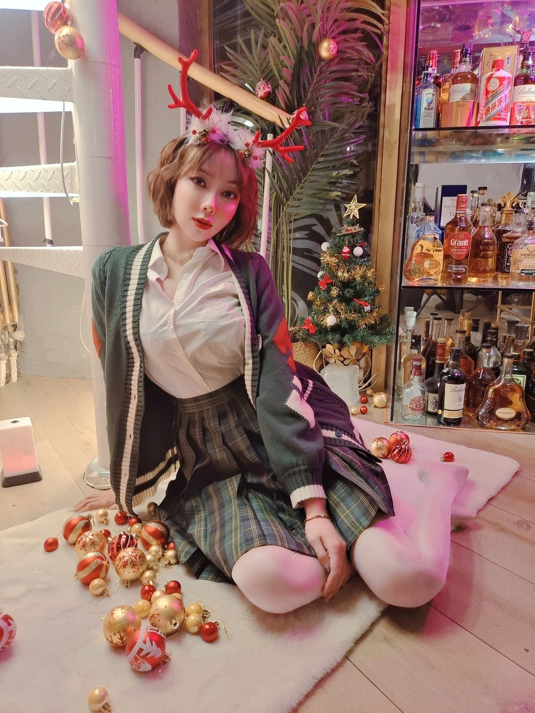 [福利COS] 果儿Victoria 微密圈视图合集第49张