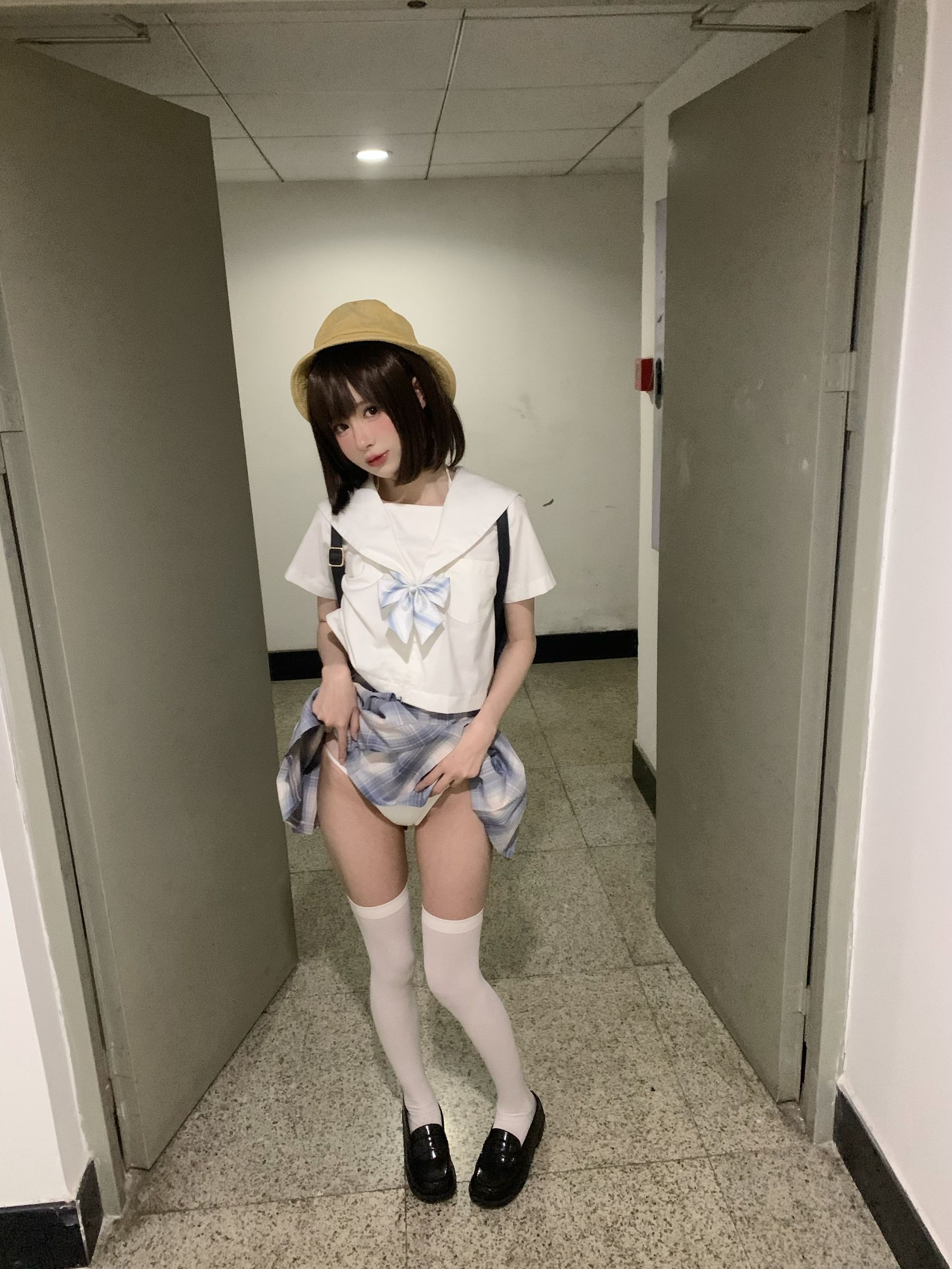 [福利COS] 西园寺南歌写真 - 主人的任务第1张