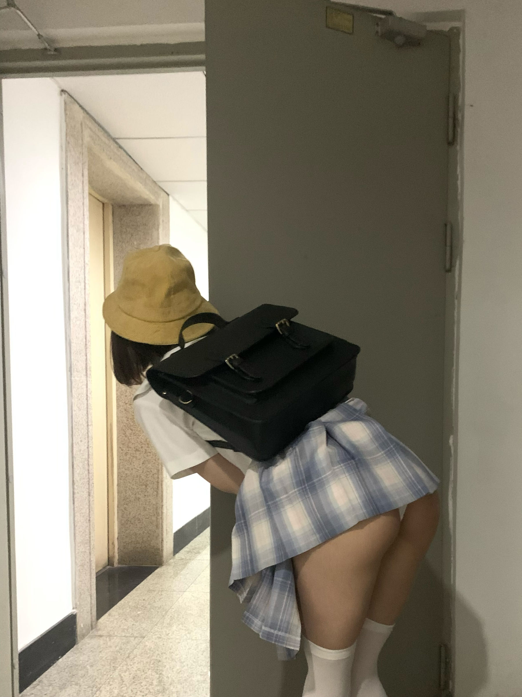 [福利COS] 西园寺南歌写真 - 主人的任务第1张