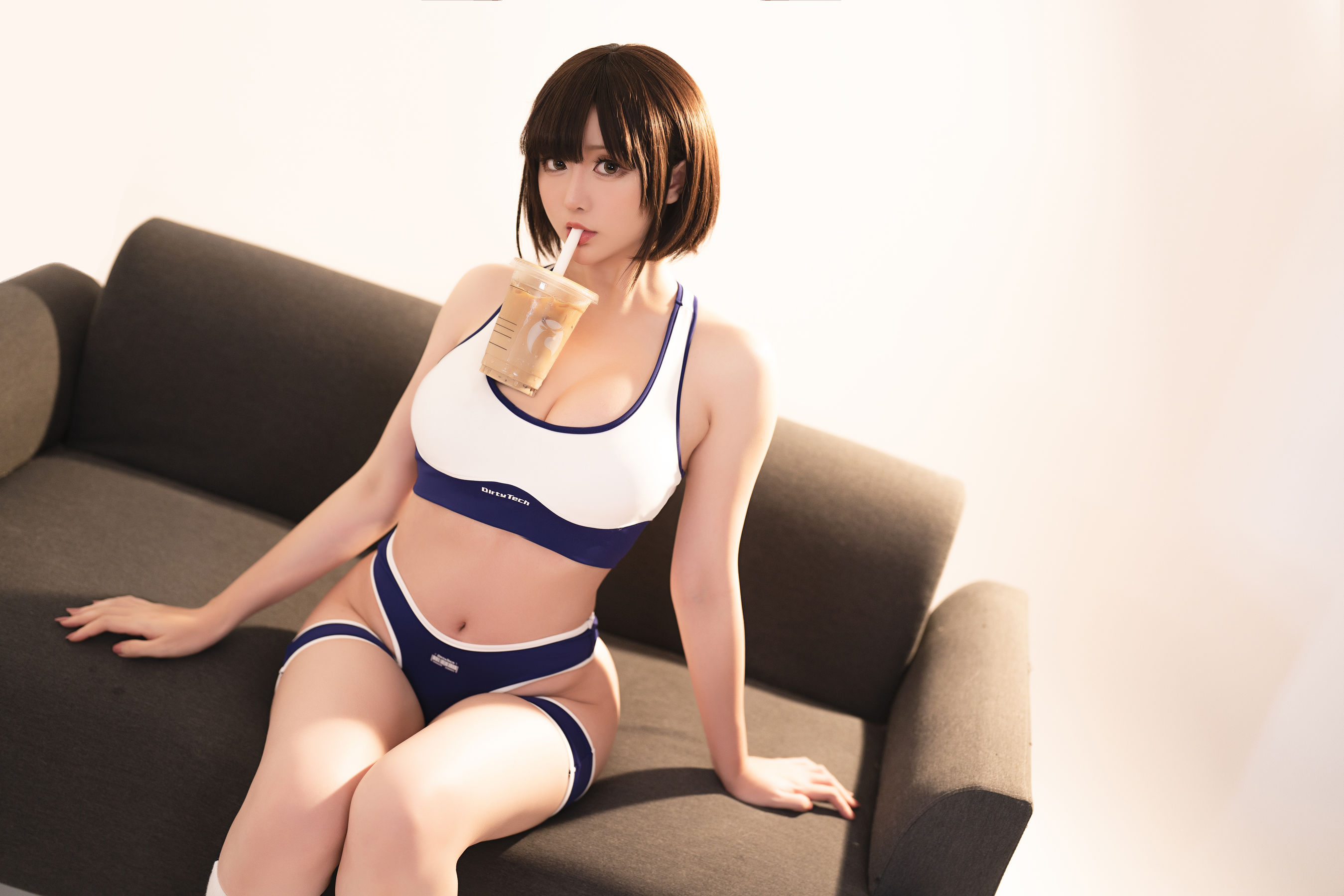 [福利COS] Coser小姐姐星之迟迟 - 体操服妹妹第18张