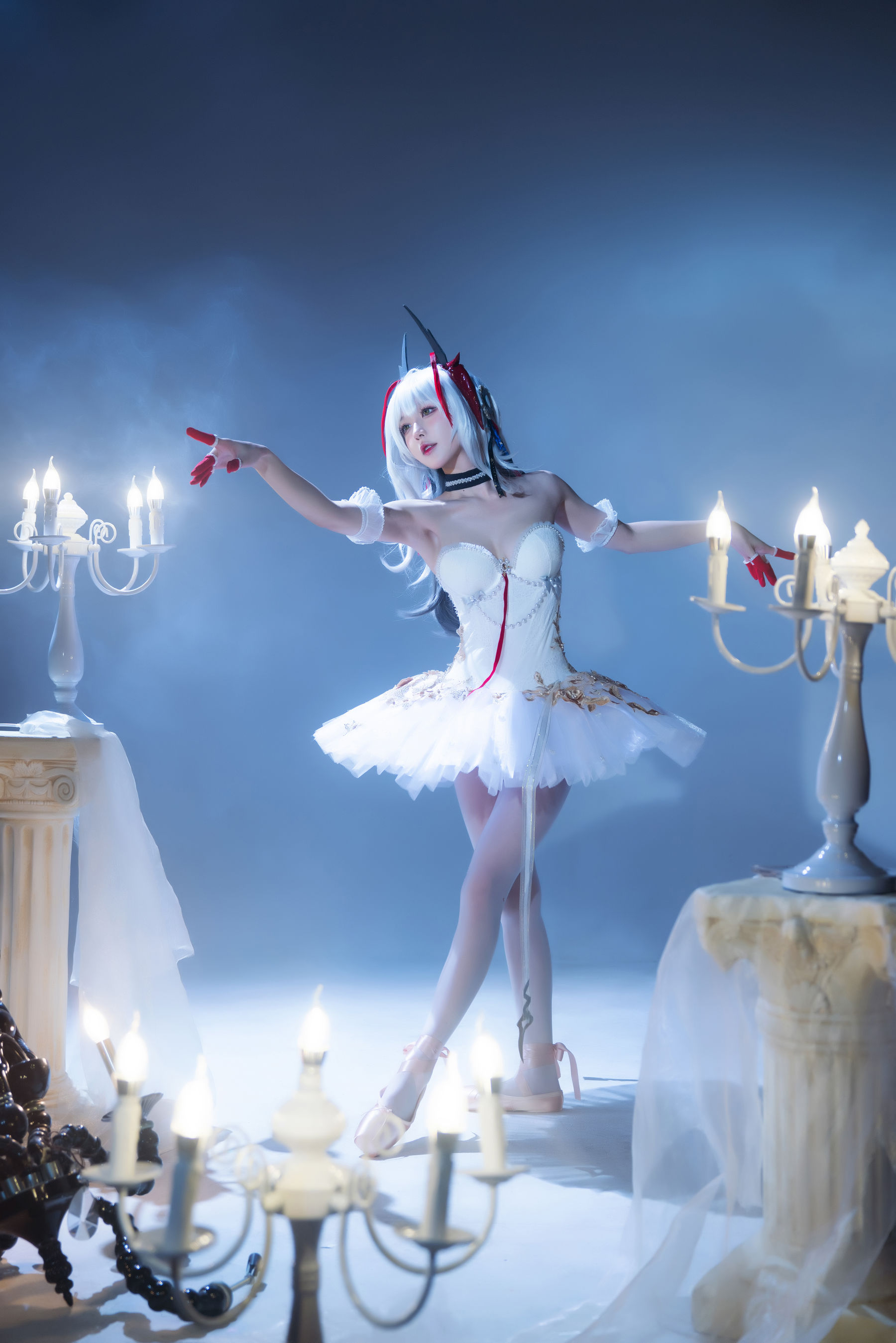 [福利COS] 动漫博主阿包也是兔娘 - 明日方舟 芭蕾第10张