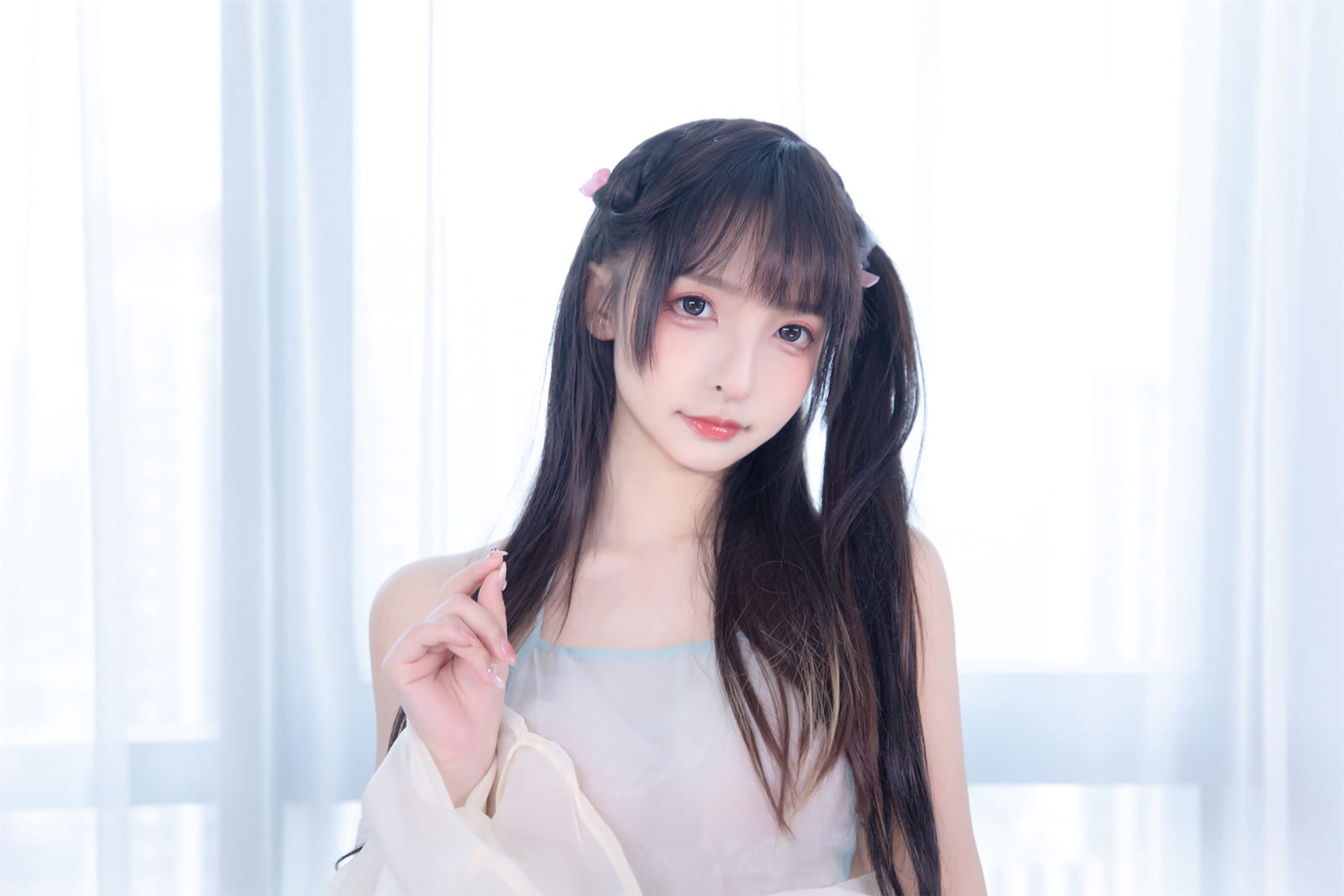 [福利COS] 萝莉神楽板真冬 之醉梦星河第16张