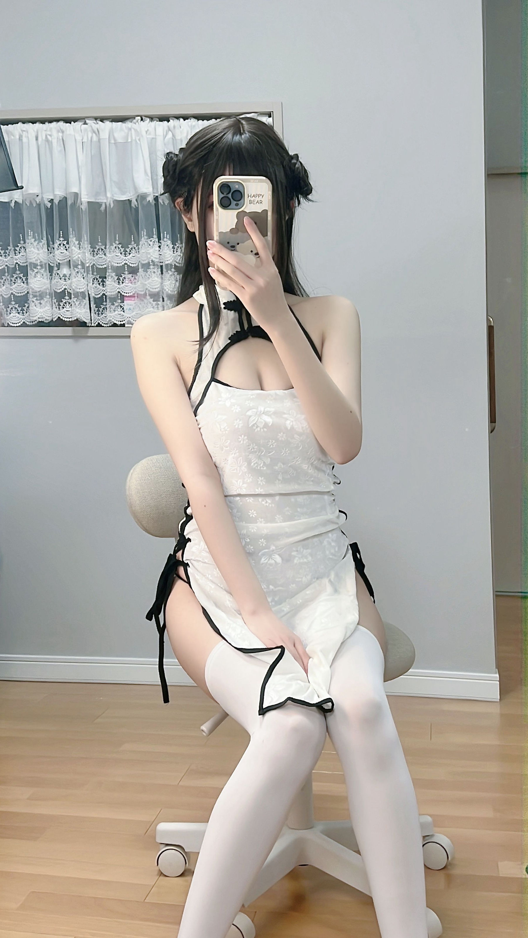 [福利COS] 千阳(ちよ) - 旗袍全身速报第4张