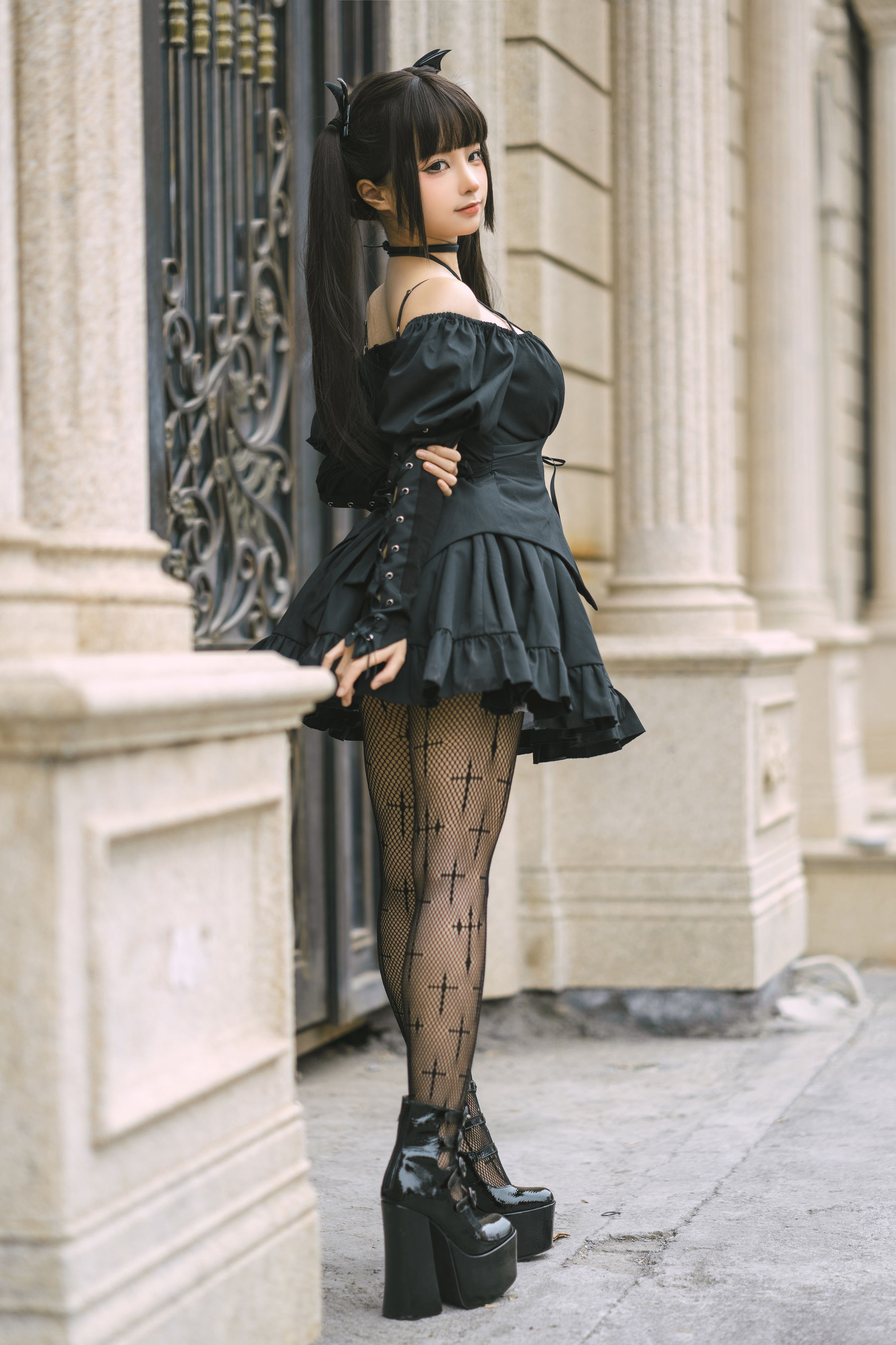 [福利COS] 动漫博主蠢沫沫 - 双马尾小恶魔第4张