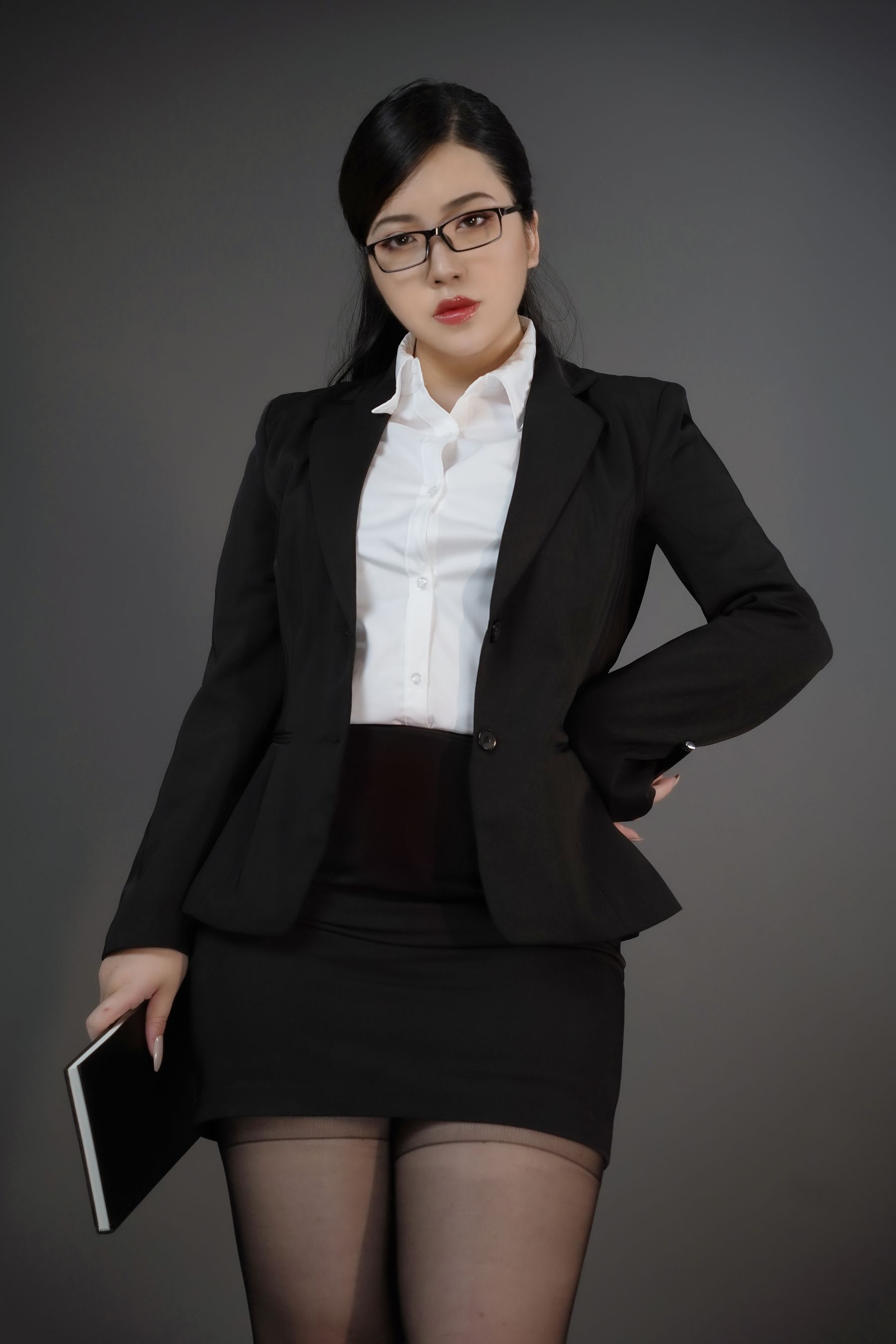 [福利COS] 千煌弑夜 - 教导处主任第1张