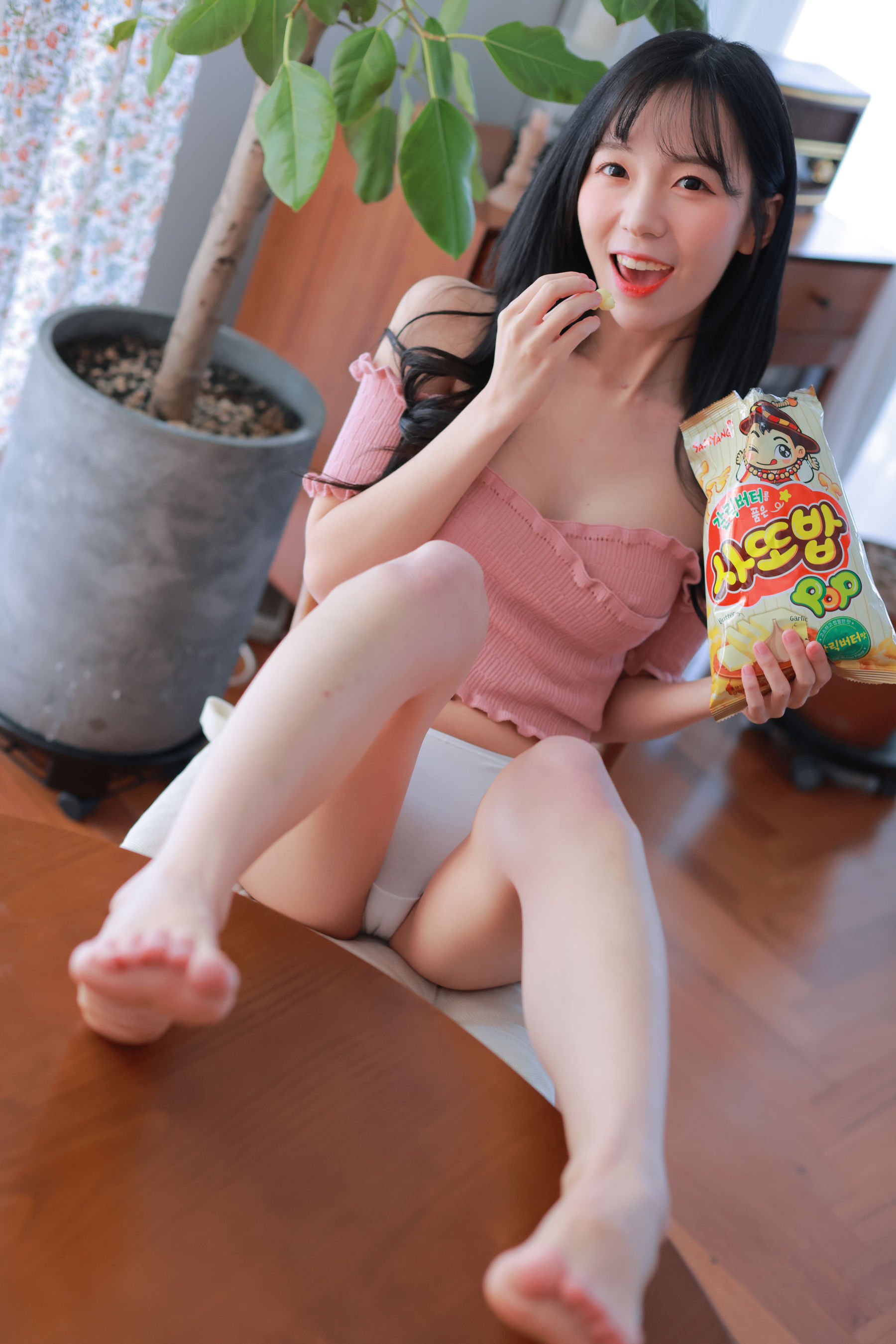 [福利COS] PATREON  Sovely - Housekeeper Photo Set Collection Part 2-1第25张