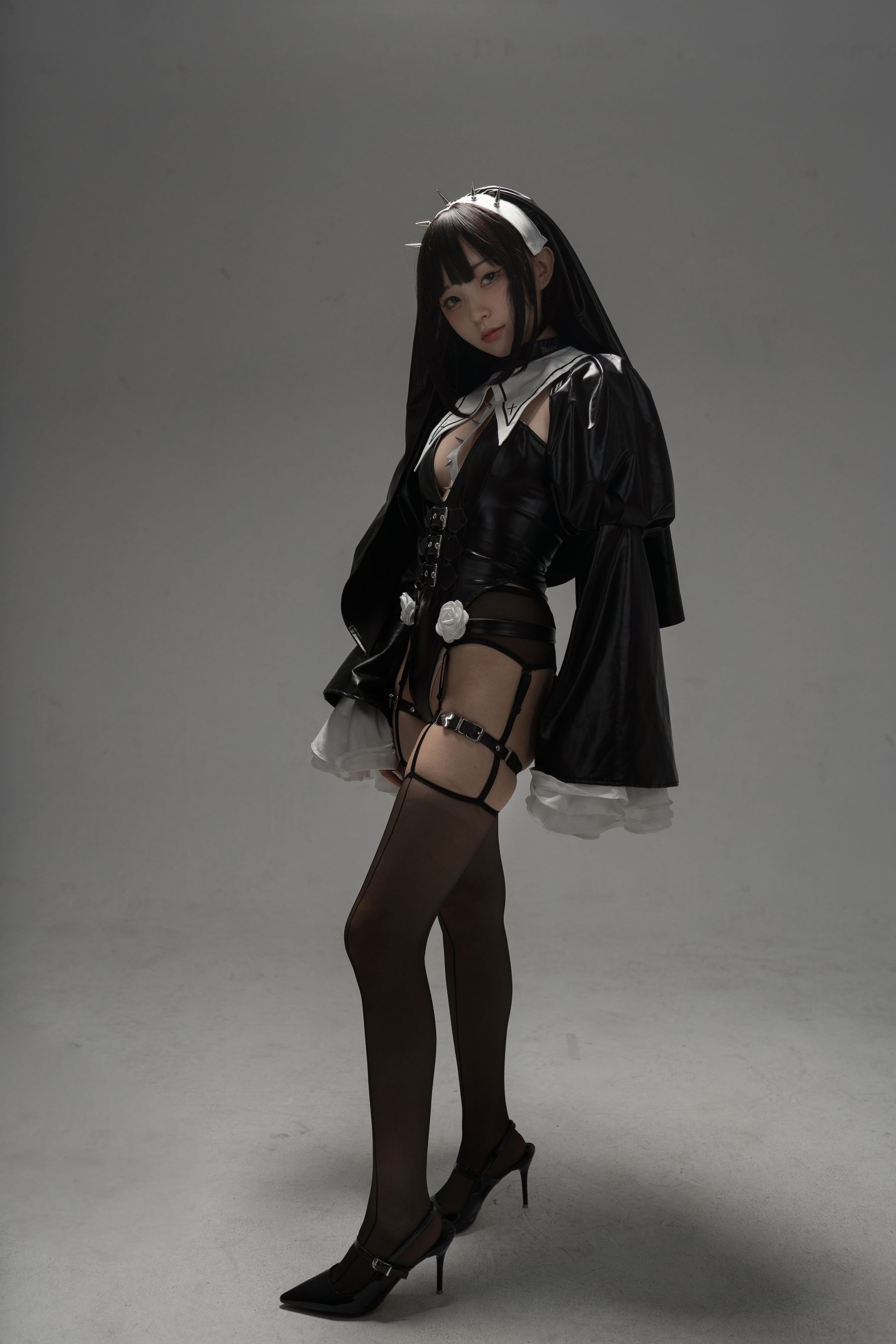 [福利COS] 花铃 - 杀戮修女第24张