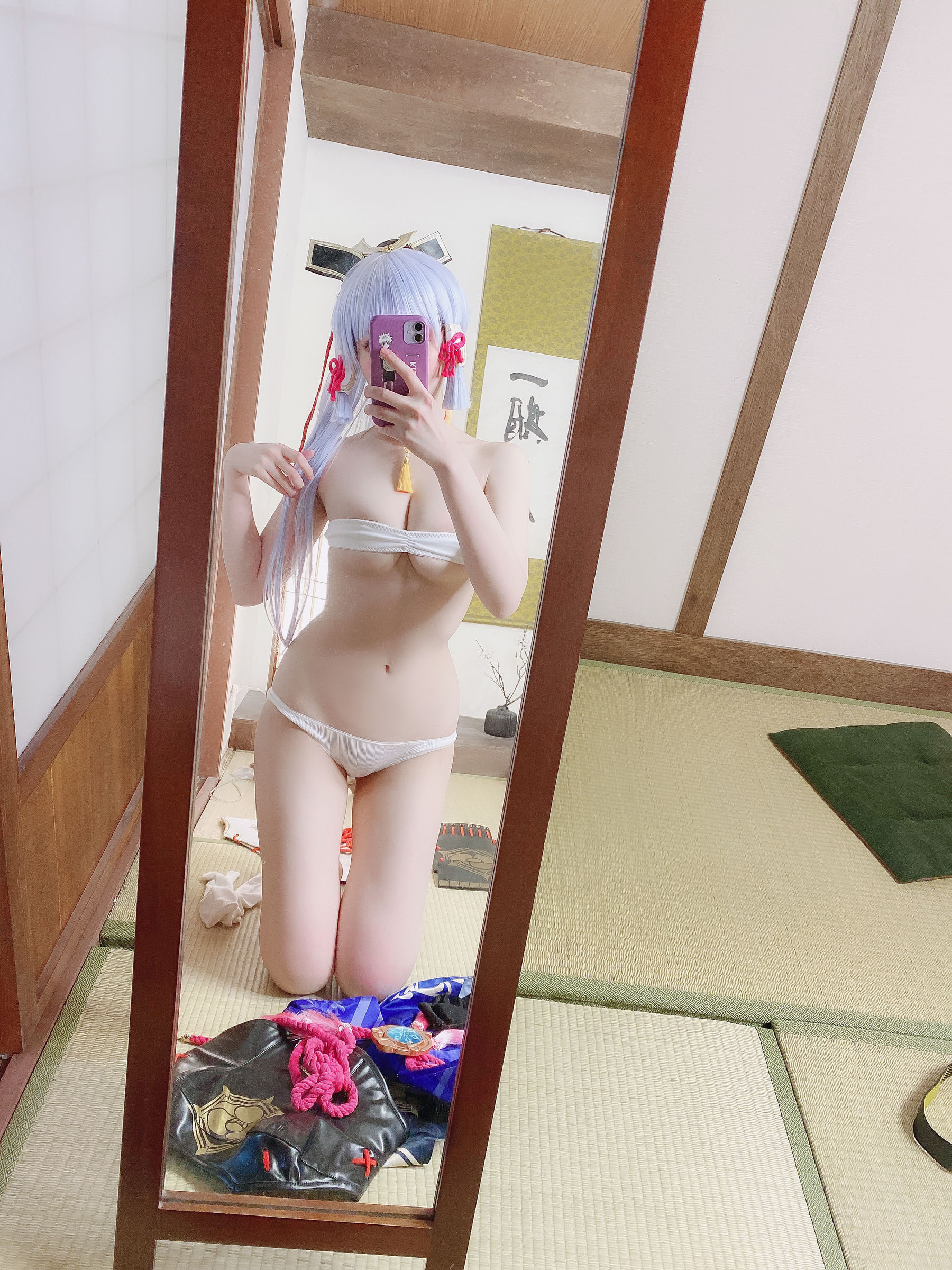 [福利COS] 微博妹纸霜月shimo[fantia] 2022-12-21 神里綾華 お着替え中第4张