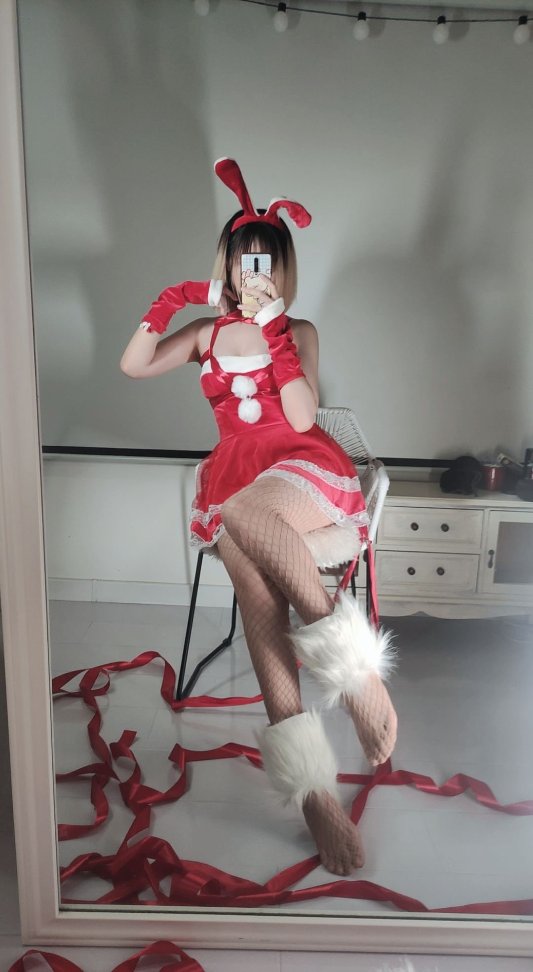 [福利COS] 洛桑w伊梓 - 网袜丝带兔兔第15张