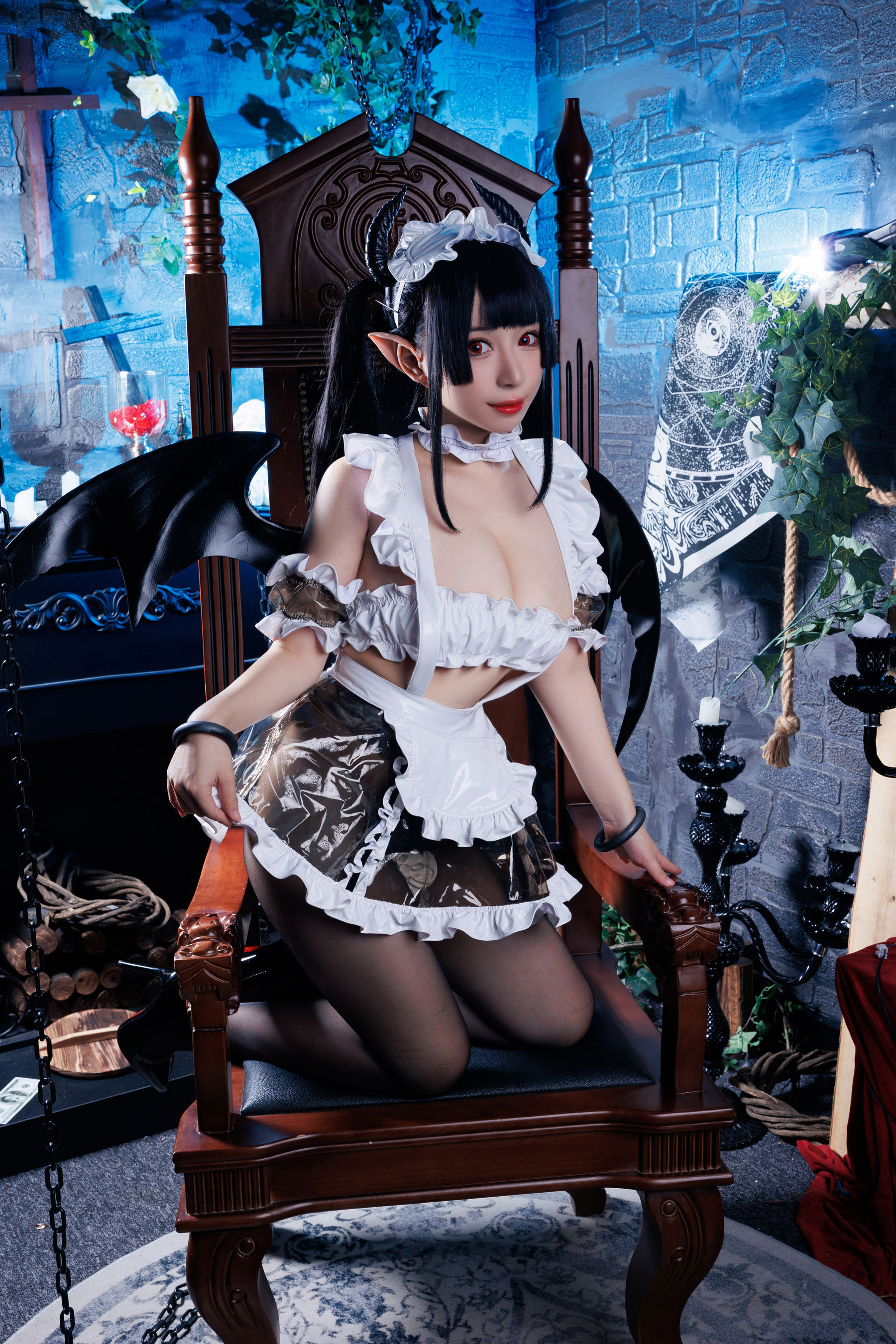 [福利COS] 胡桃猫Kurumineko - 女仆吸血姬第21张