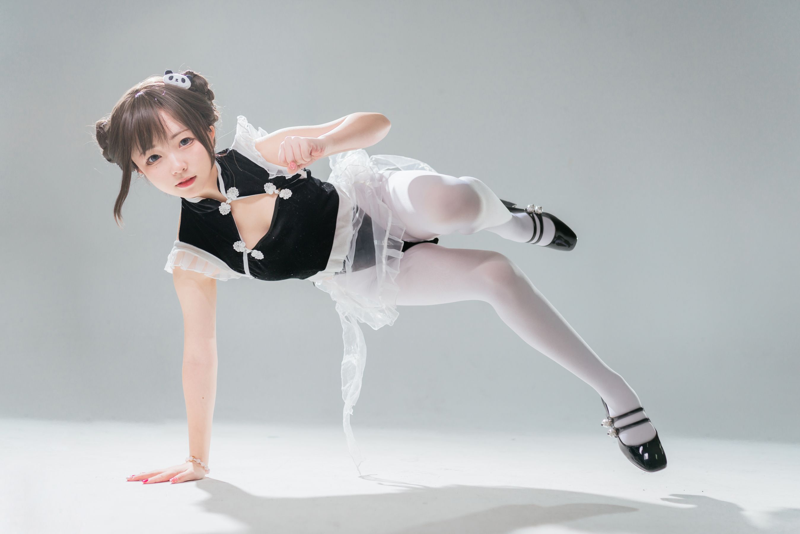 [福利COS] 花铃 - 小熊猫女仆第12张