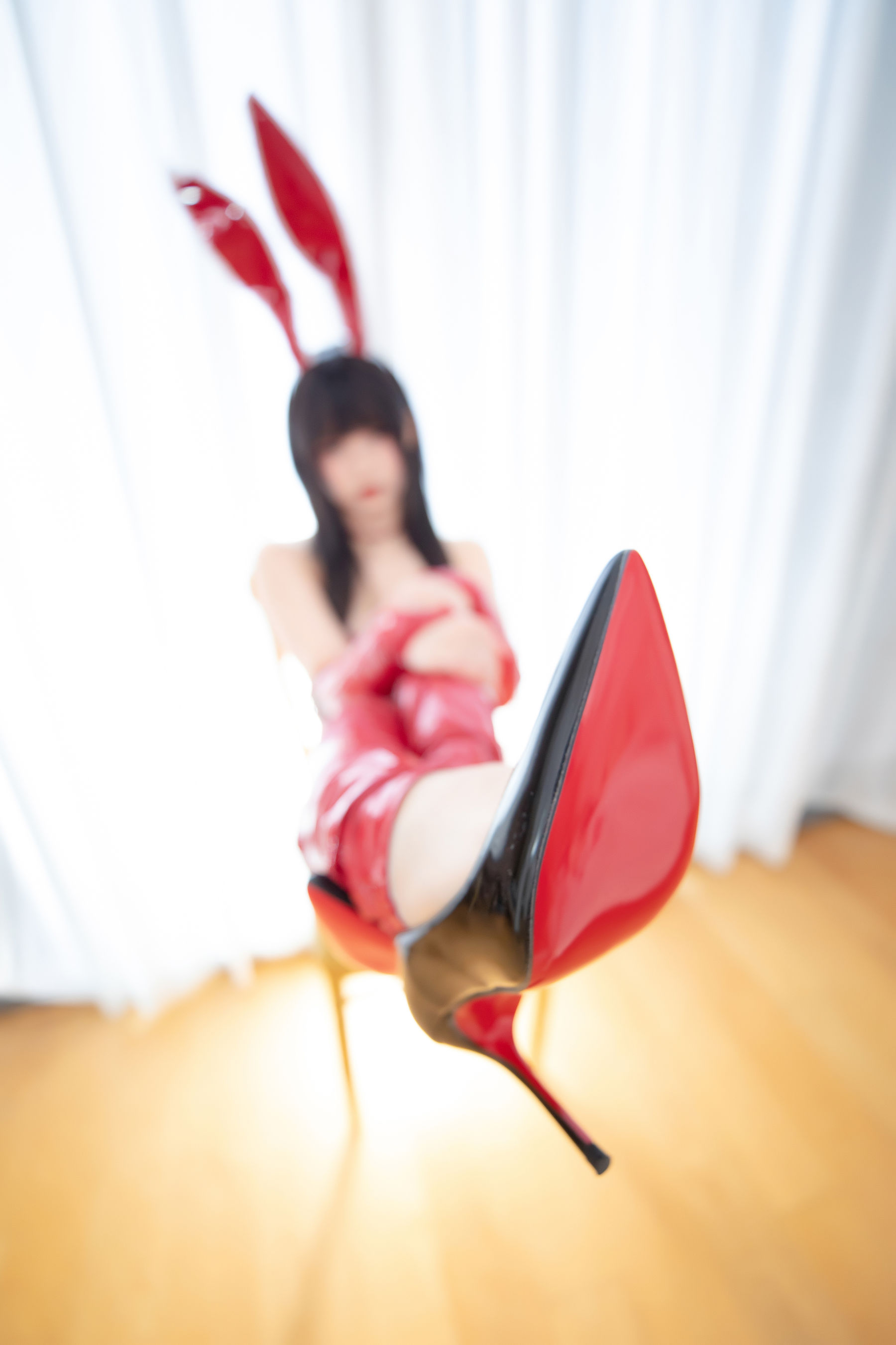 [福利COS] 萝莉神楽板真冬 之红兔迎春第12张