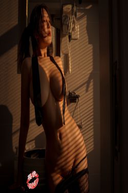 [福利COS] 网络红人樱晚gigi - 消磨的热度