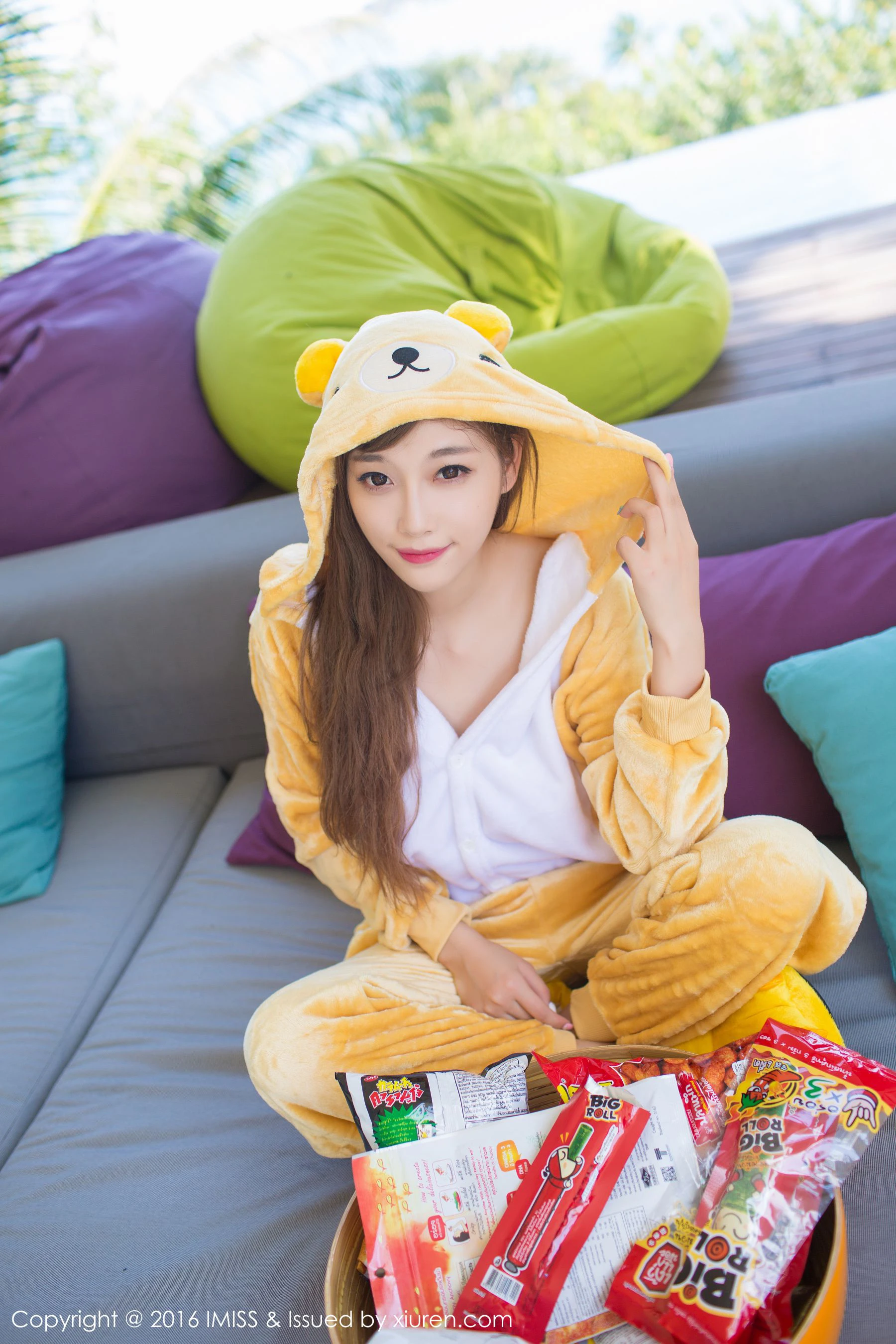 sugar小甜心CC《美女扮野兽+旗袍与丝袜》 爱蜜社IMiss Vol.136第9张