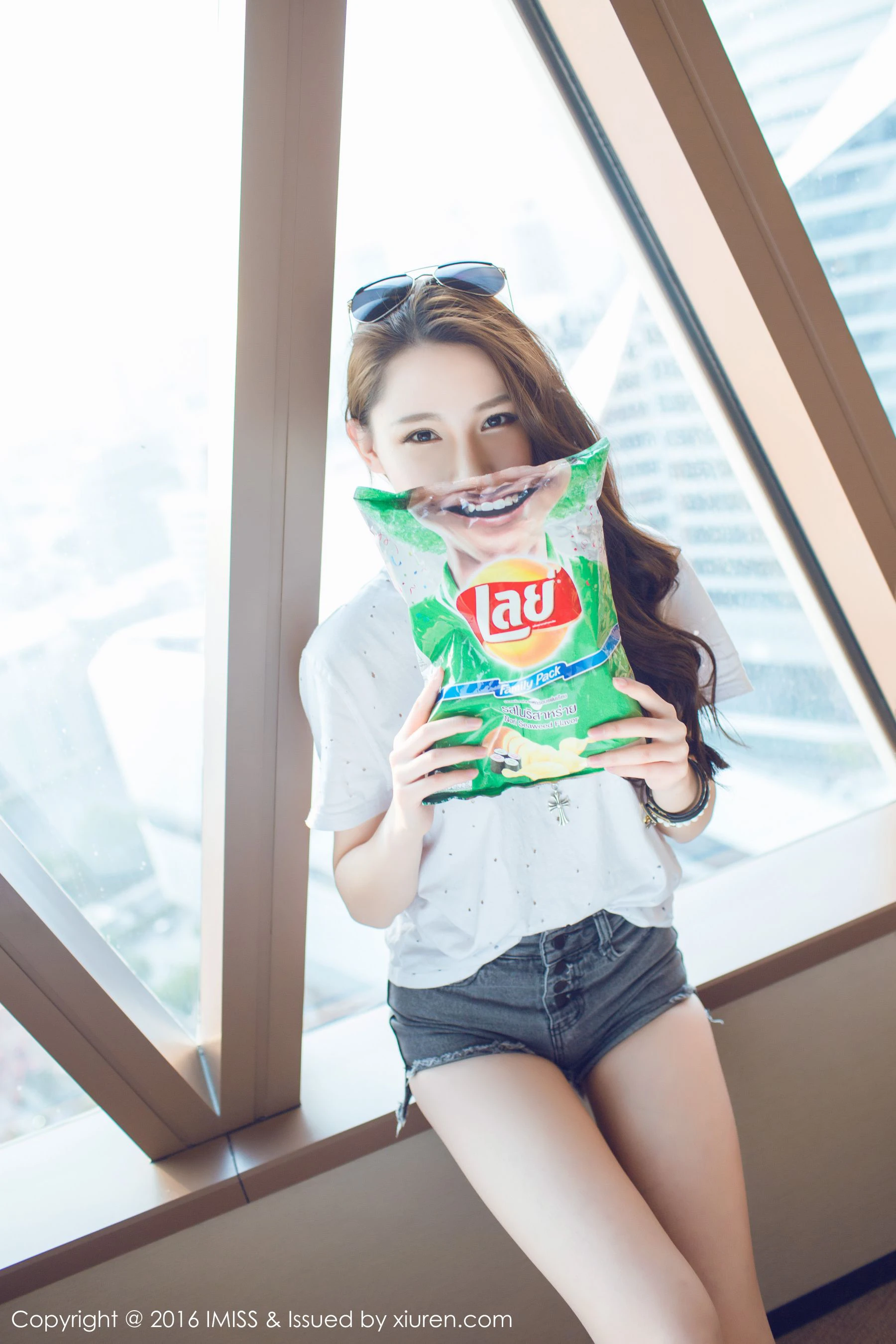 极品长腿美女@刘奕宁Lynn 爱蜜社IMiss Vol.080第1张