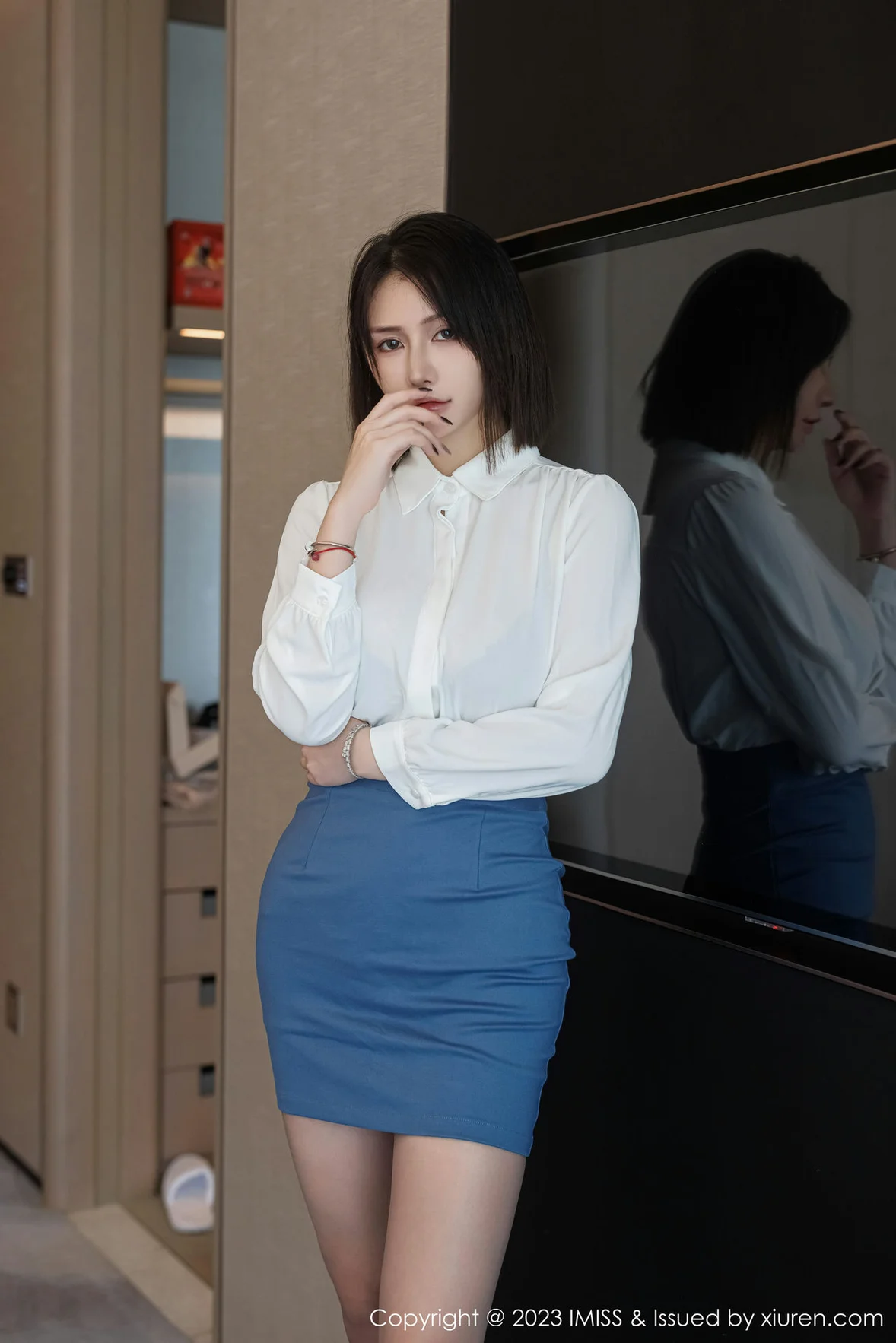  爱蜜社 Vol.737 Evon陈赞之 黑色蕾丝内衣最新性感写真 [59P]第1张