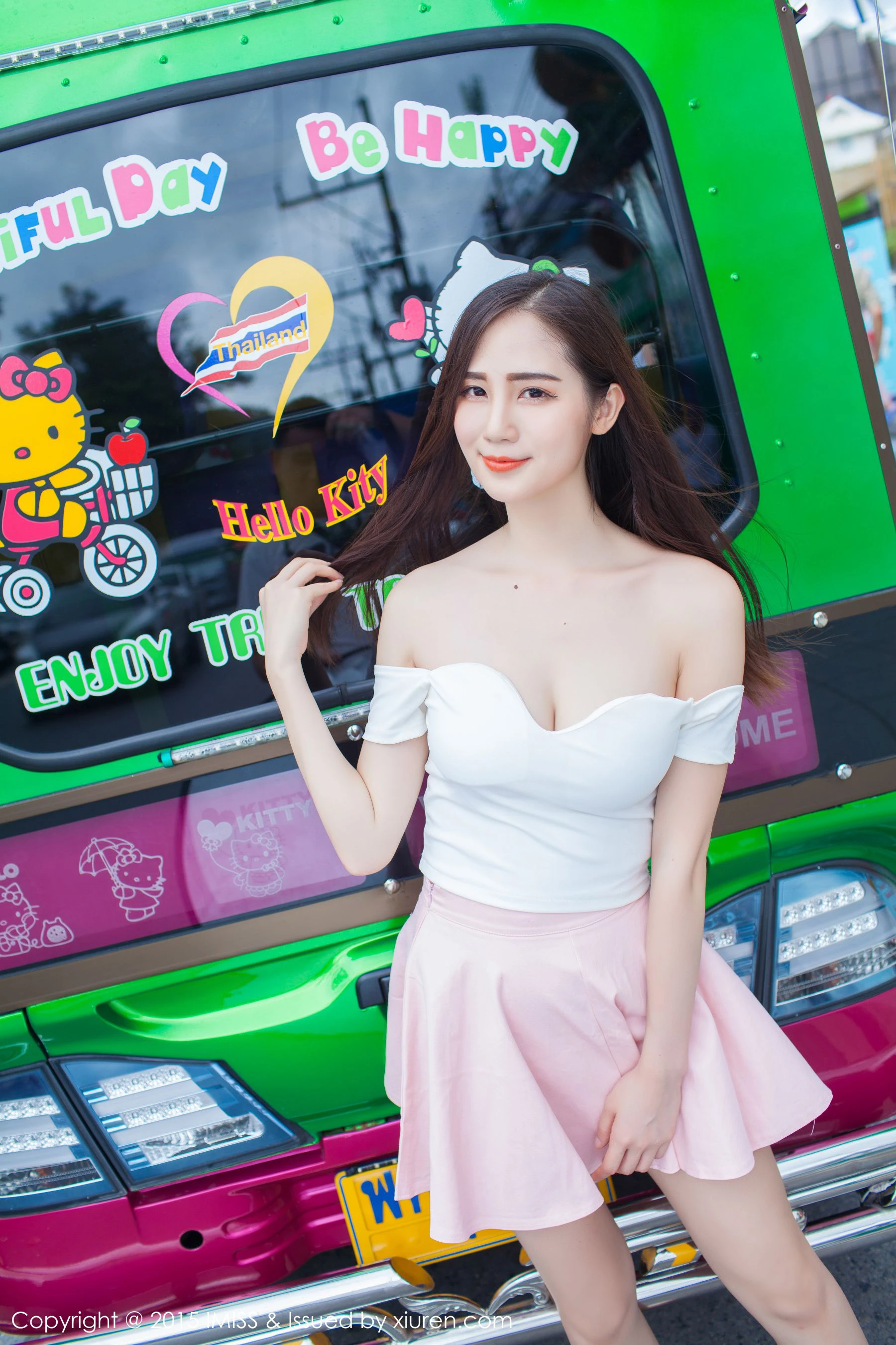 高挑美女SISY思《4套清新服饰》 爱蜜社IMiss Vol.041第18张