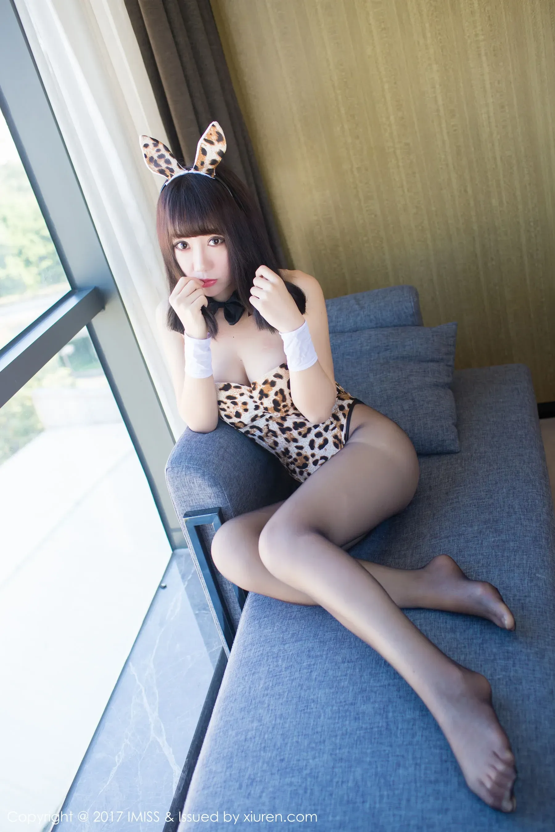 夏笑笑Summer《黑丝豹纹兔女郎+粉嫩内衣》 爱蜜社 Vol.145第2张