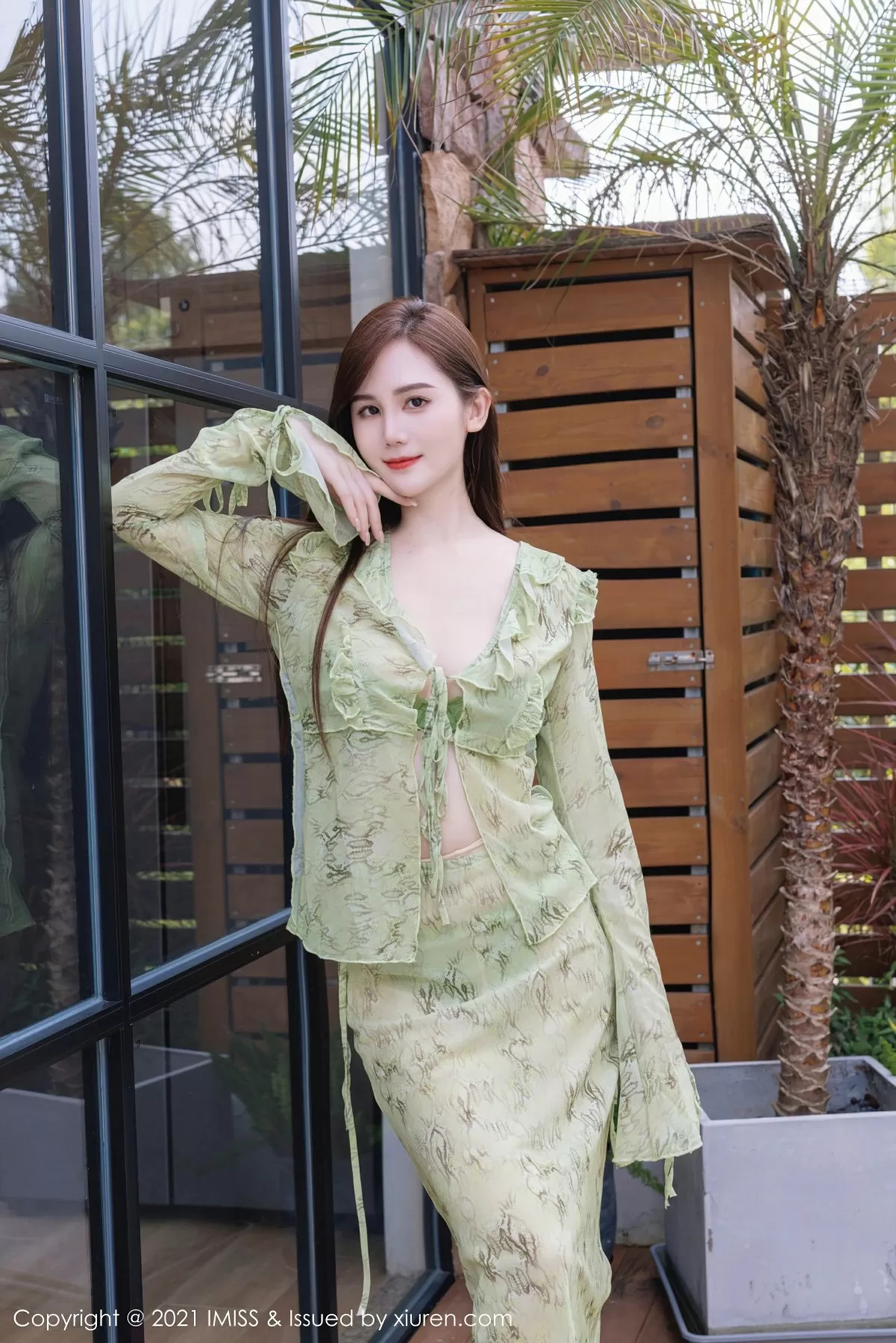  爱蜜社 VOL.758 sisy思 [40P]第3张