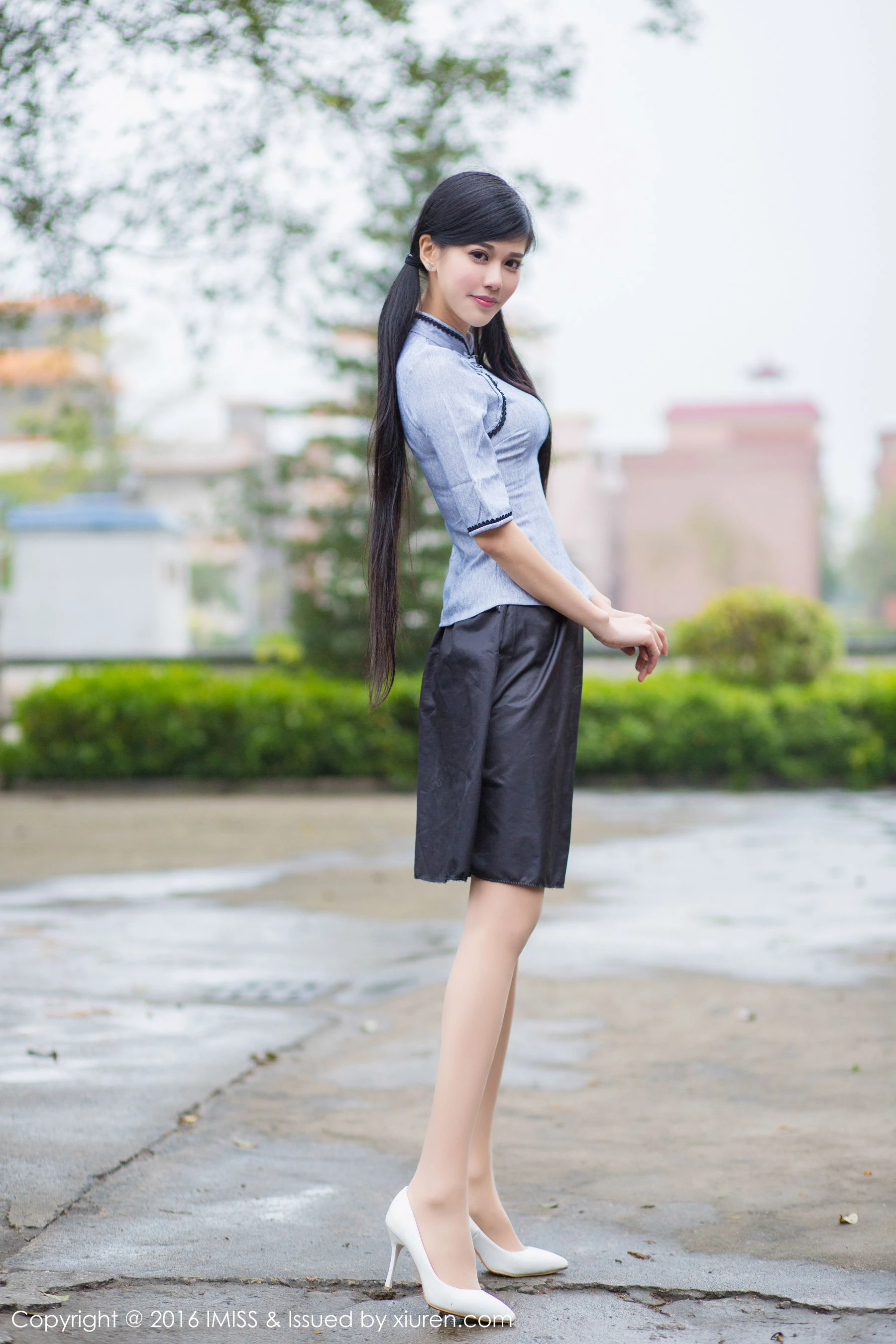 王曼妮、谭小雅《古典旗袍系列》爱蜜社IMiss Vol.070第19张