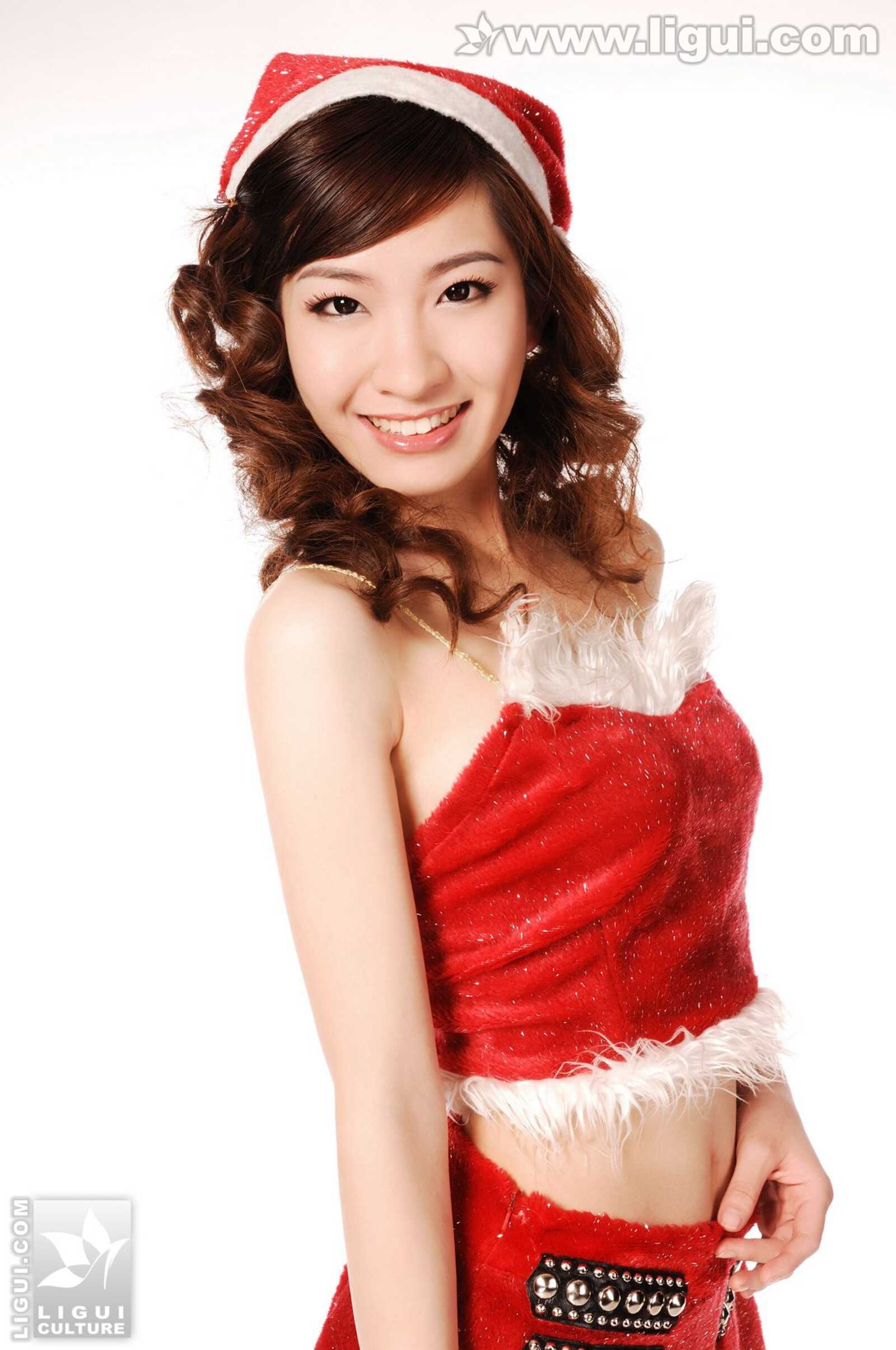 [丽柜LiGui] Model 小雪《祝大家圣诞快乐！》丝足写第1张