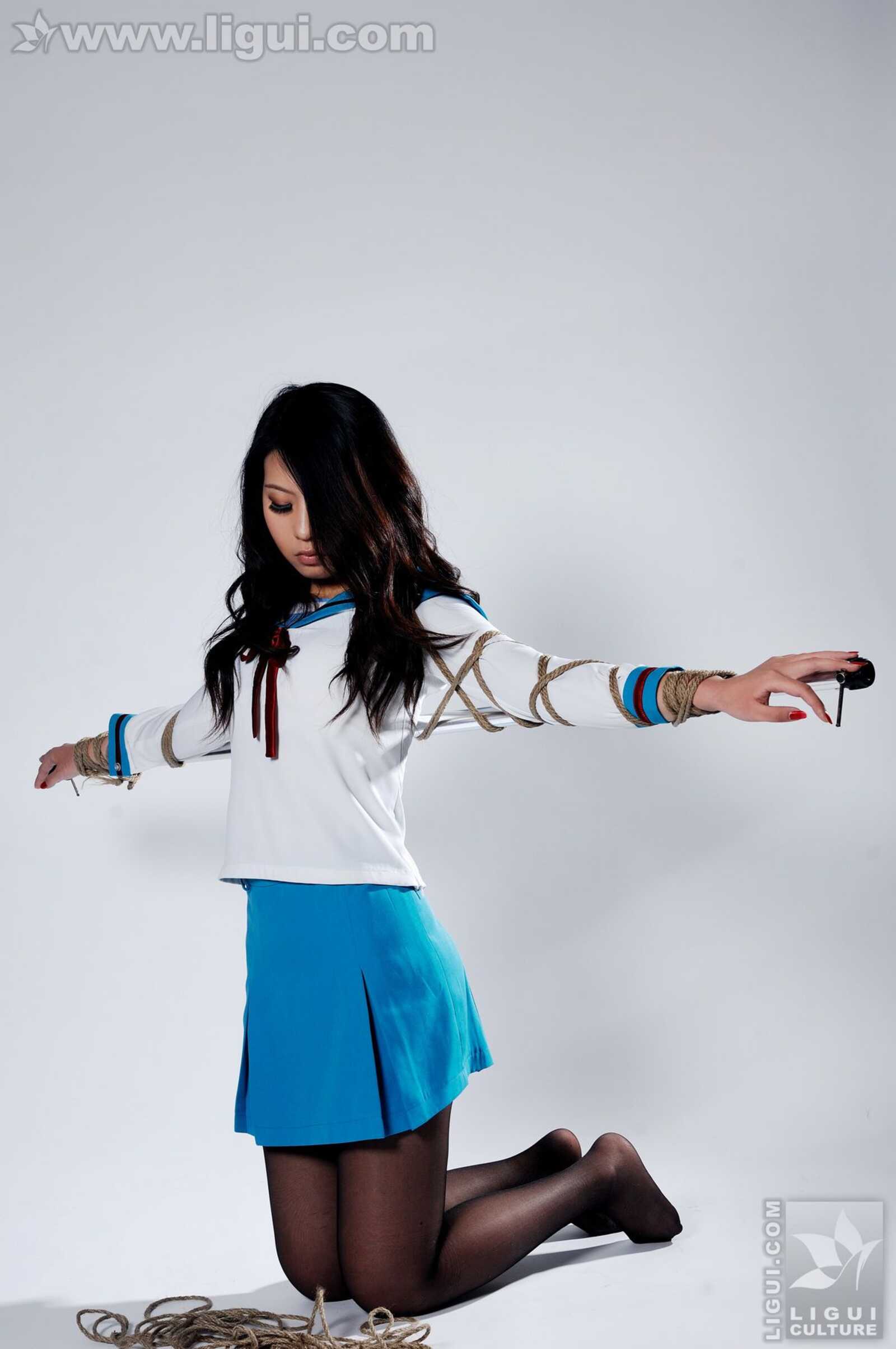 Model 幽幽《海军制服黑丝捆绑》 [丽柜美束LiGui第5张