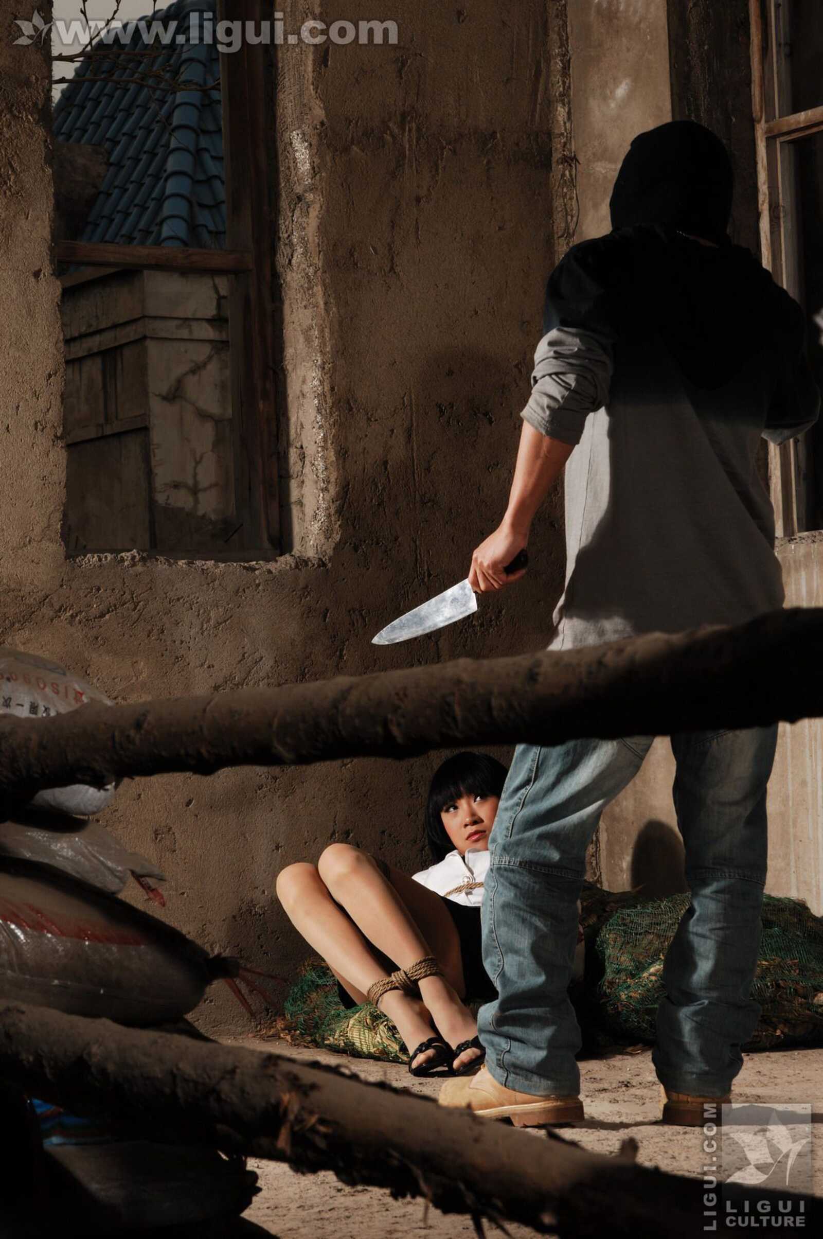 Model 伊园《捆绑中的魅力诱惑风姿》 [丽柜美束第8张