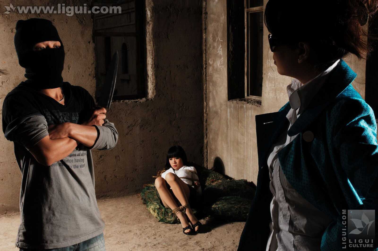 Model 伊园《捆绑中的魅力诱惑风姿》 [丽柜美束第5张