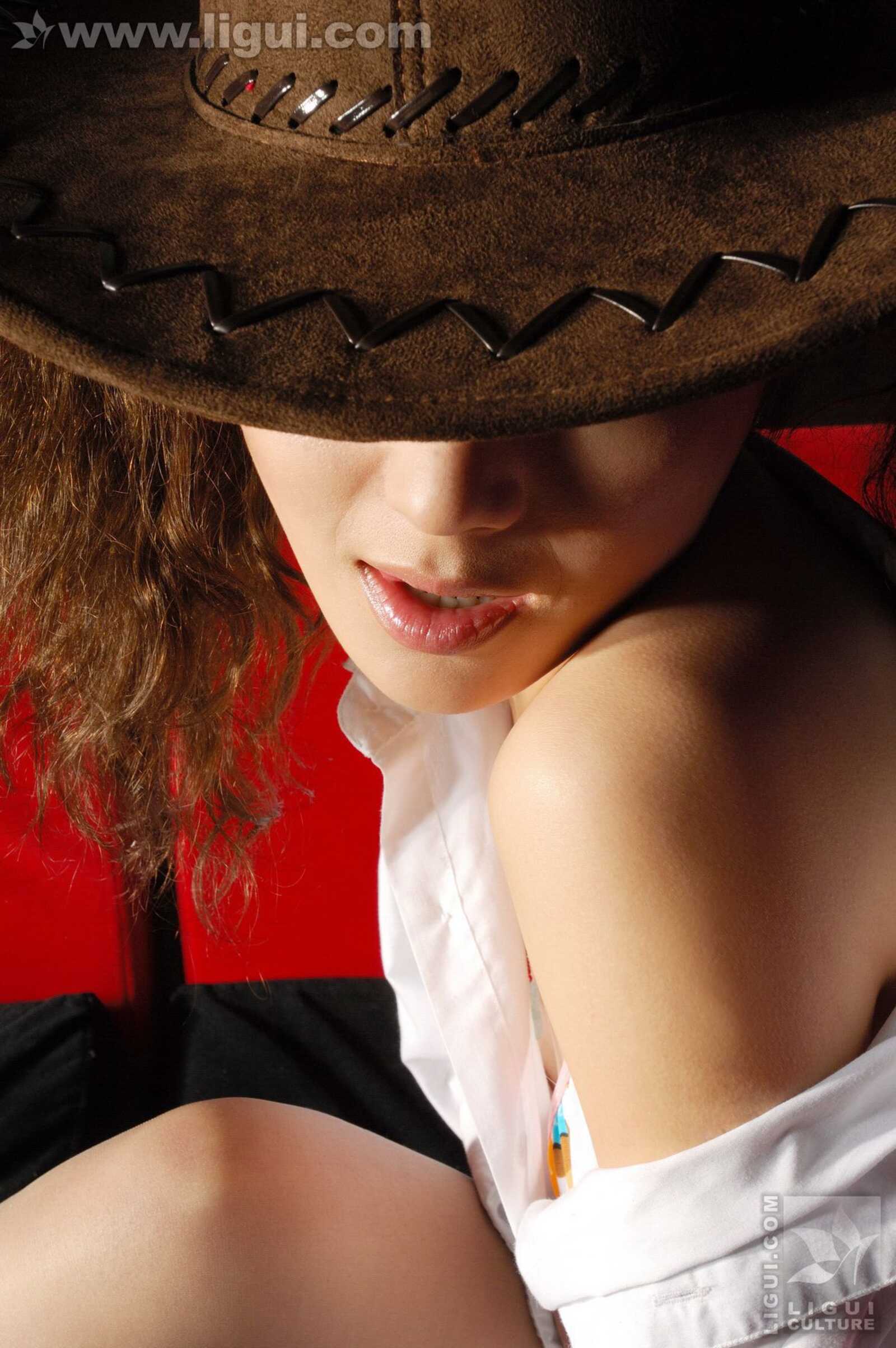 Model 咪惠美、kelly《灯红酒绿中的丝袜丽影》 [丽第2张