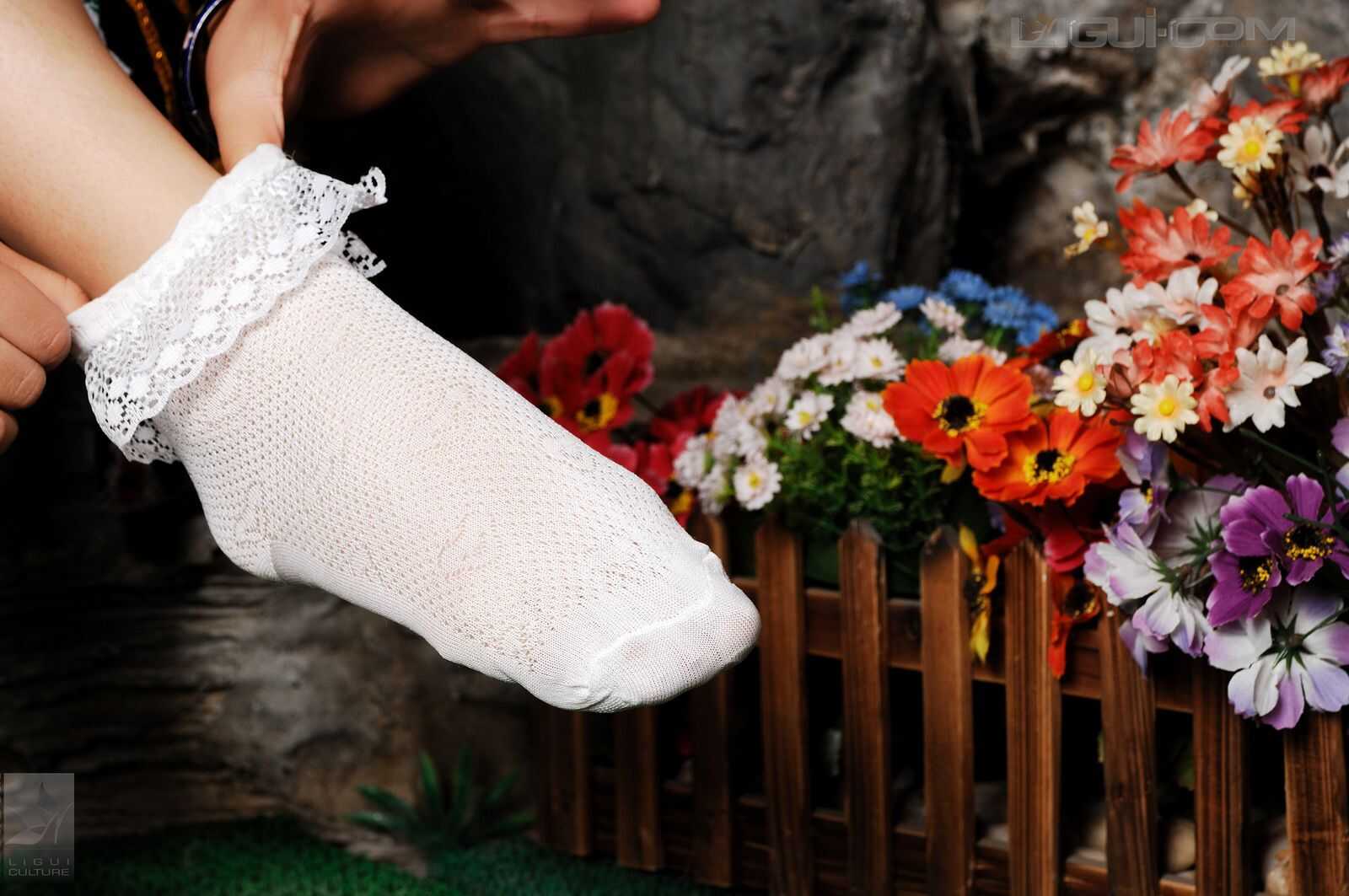 Model 卡鲁鲁《异族风光秀美足》 [丽柜LiGui] 丝袜第1张