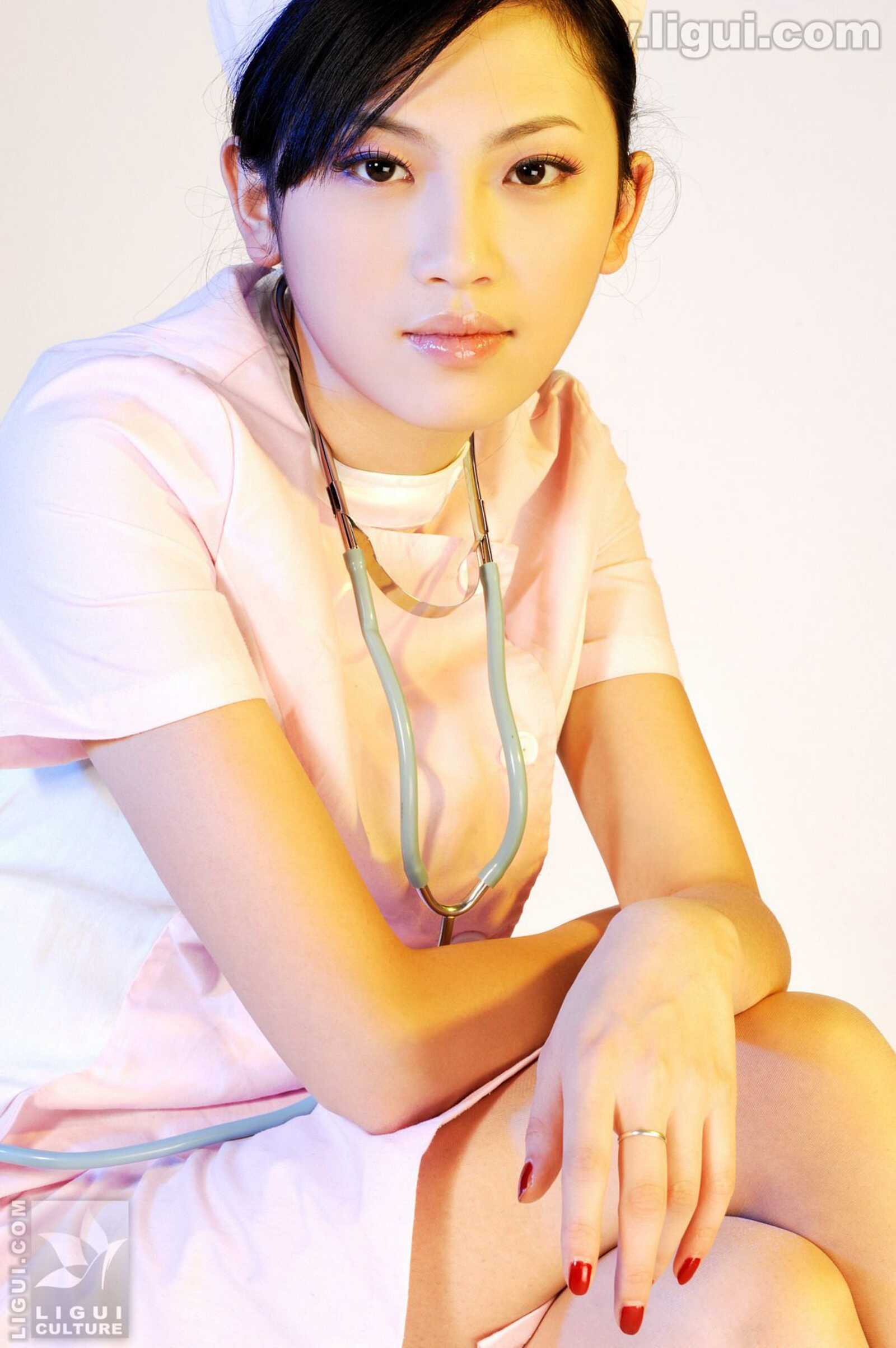 Model 左左《完美的护士情节》 [丽柜LiGui] 美腿玉第10张
